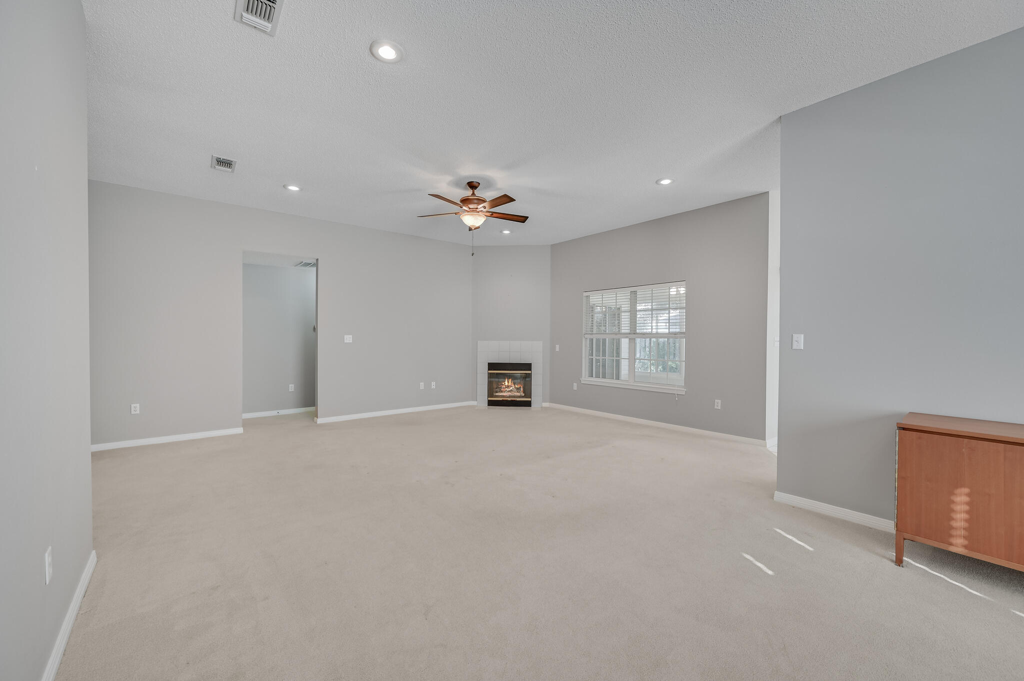 BAYSIDE - Residential