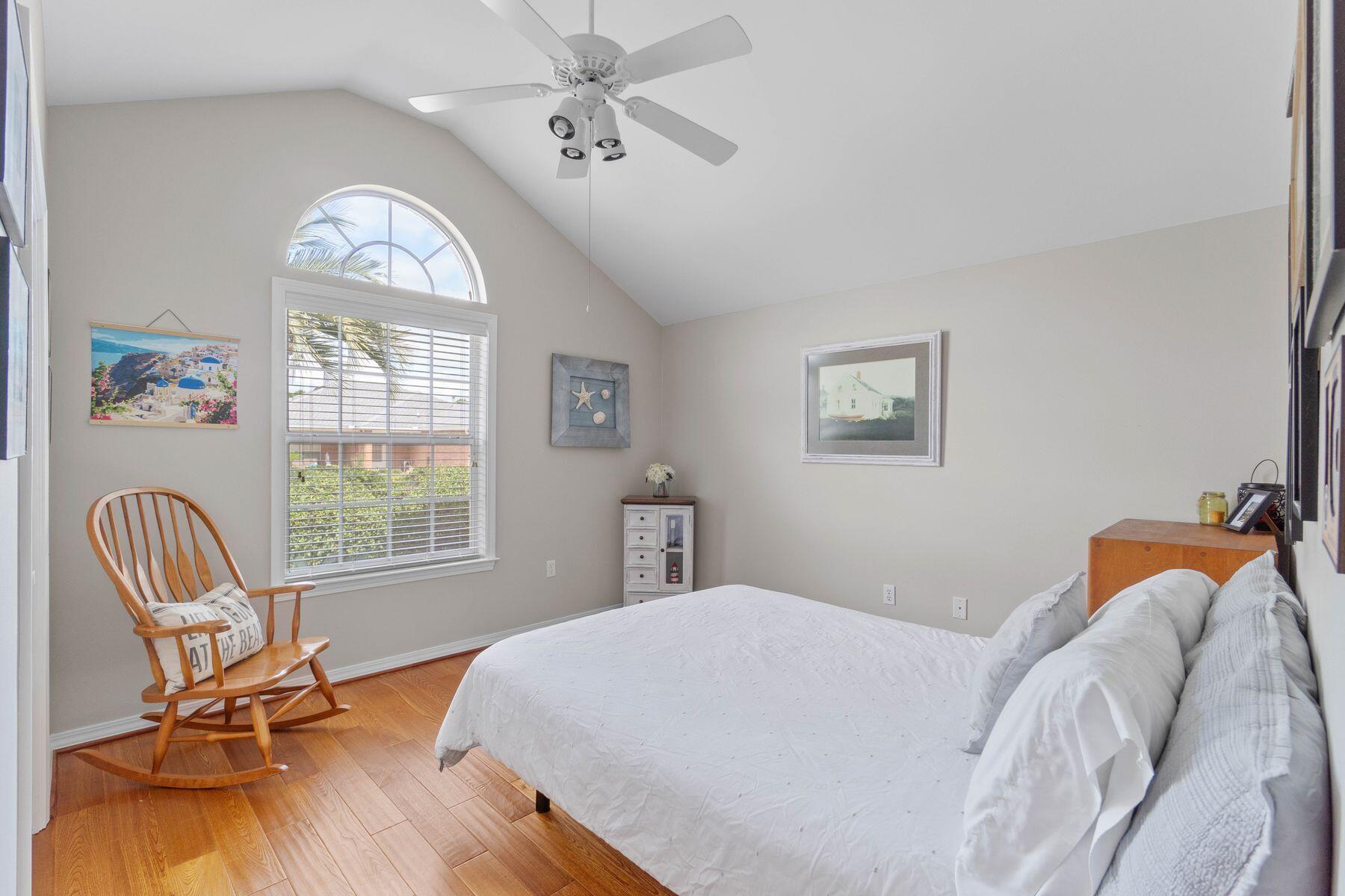 BAYSIDE - Residential