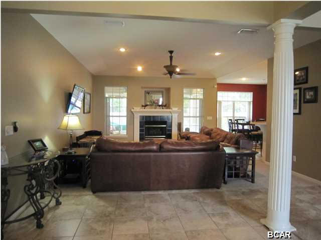 NORTHSHORE ADDN PH 6 - Residential