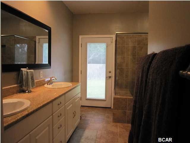 NORTHSHORE ADDN PH 6 - Residential