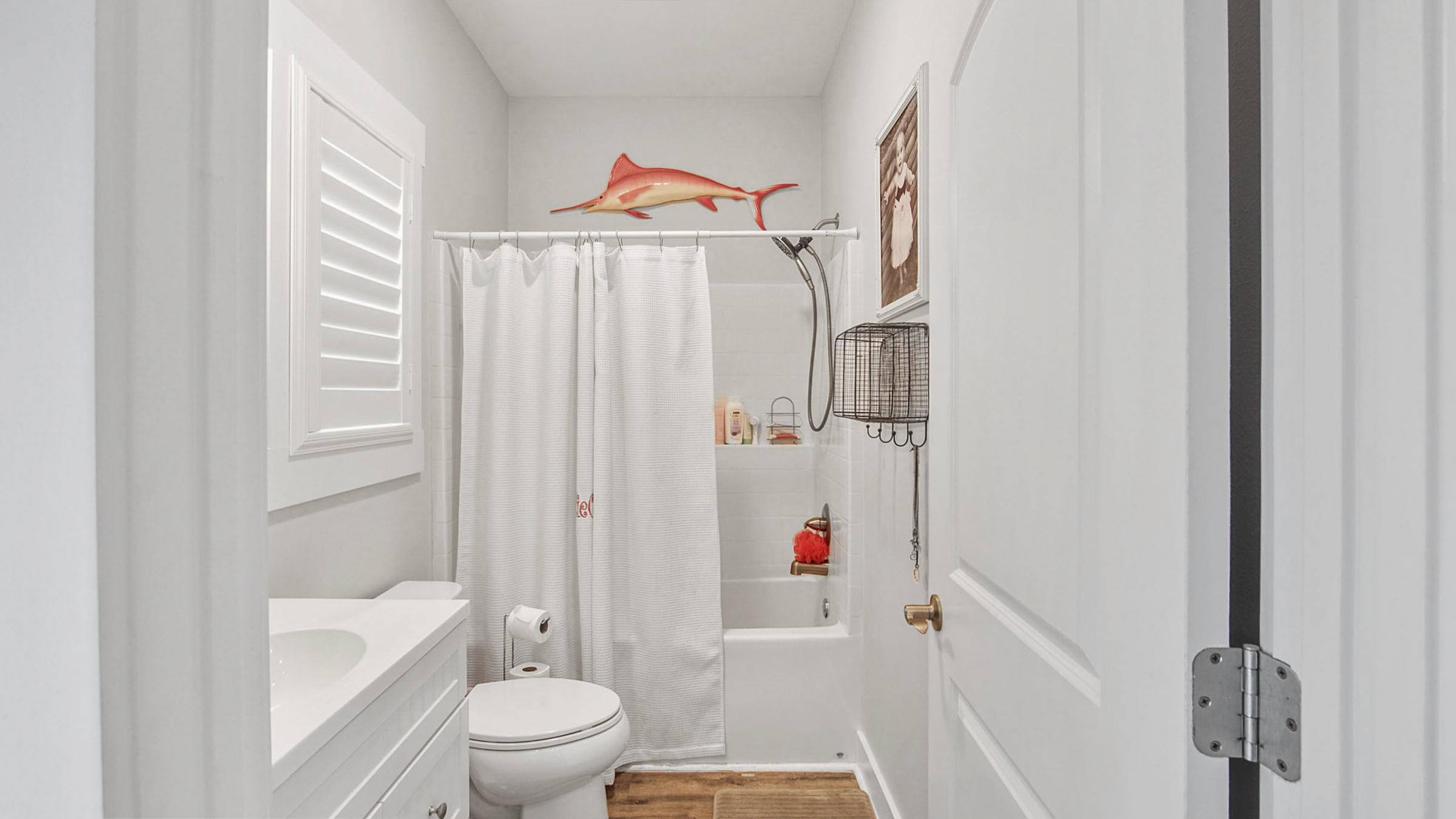 LAGUNA BEACH - Residential