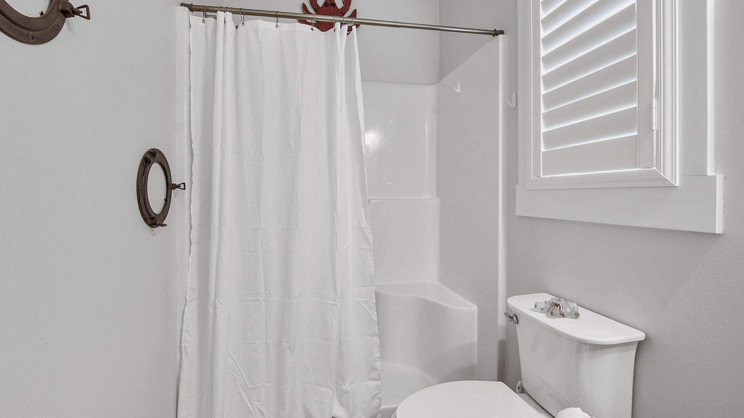 LAGUNA BEACH - Residential