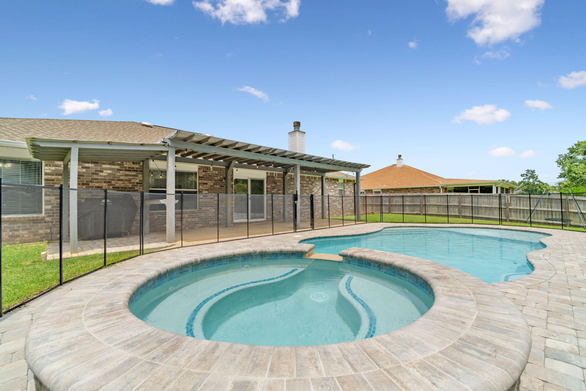 MARION MANOR - Residential