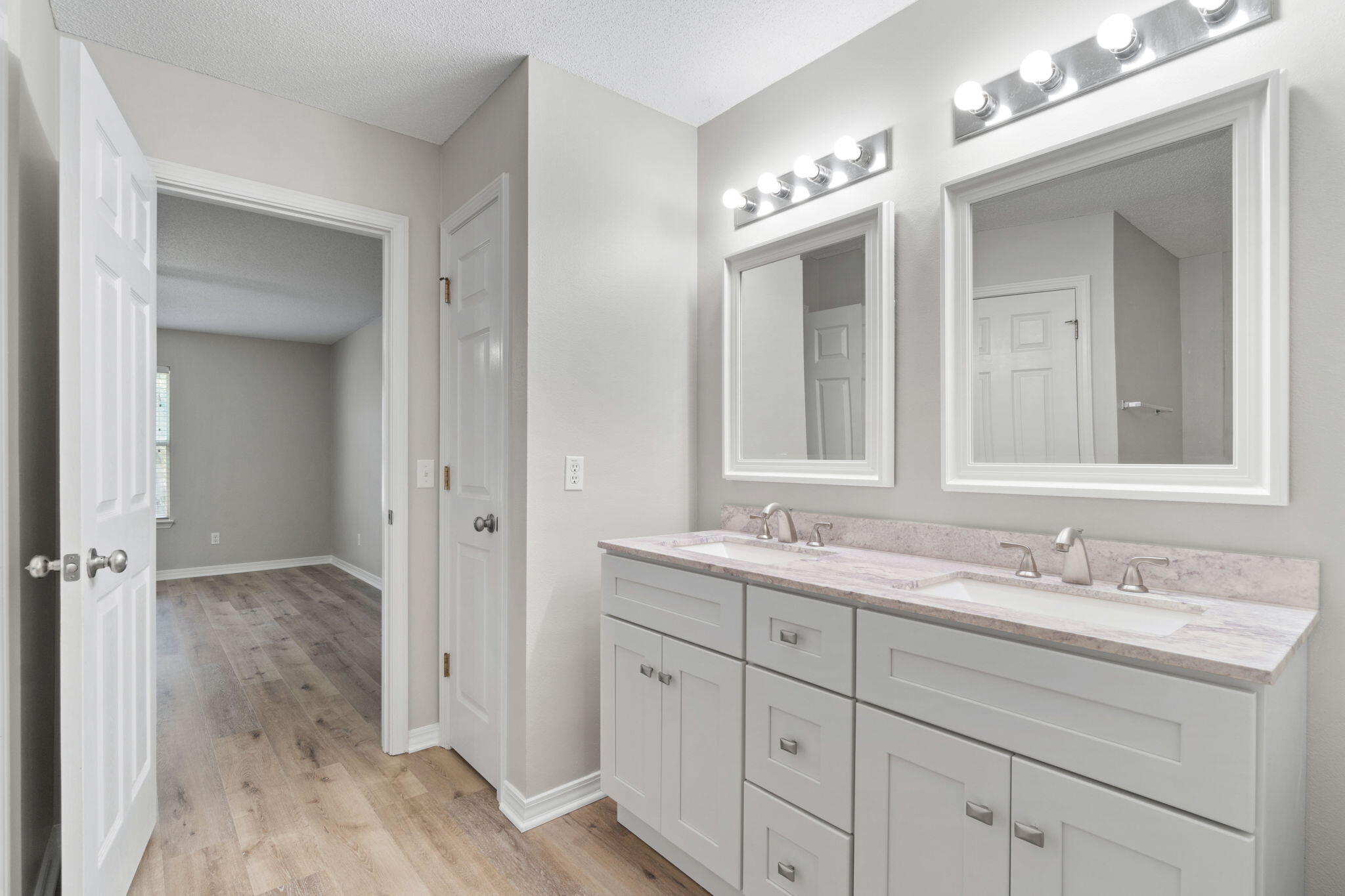 MARION MANOR - Residential