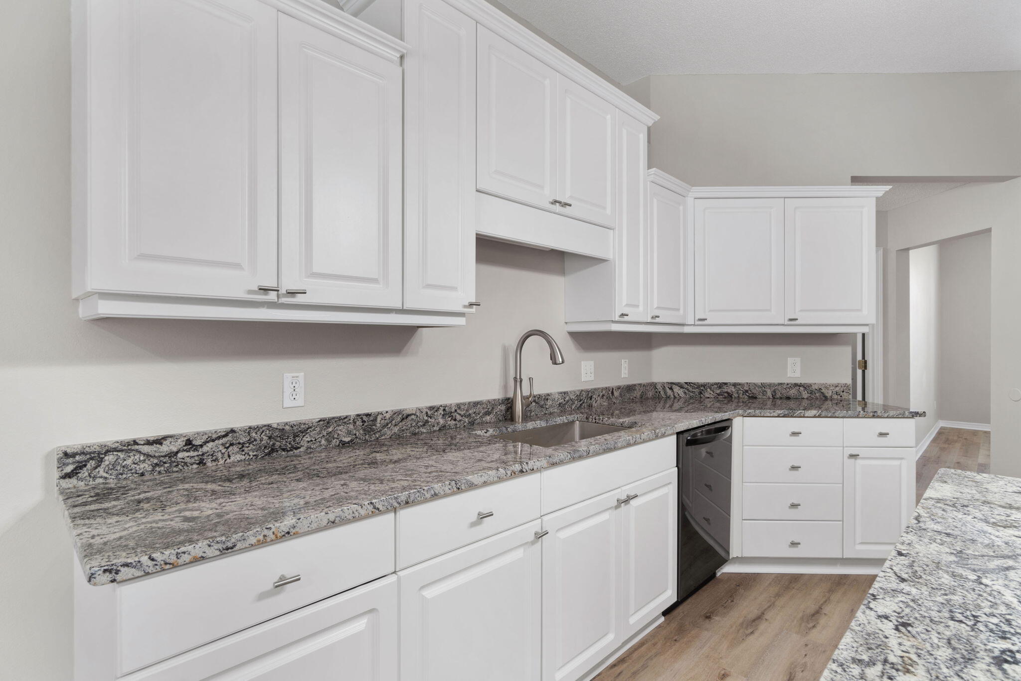 MARION MANOR - Residential