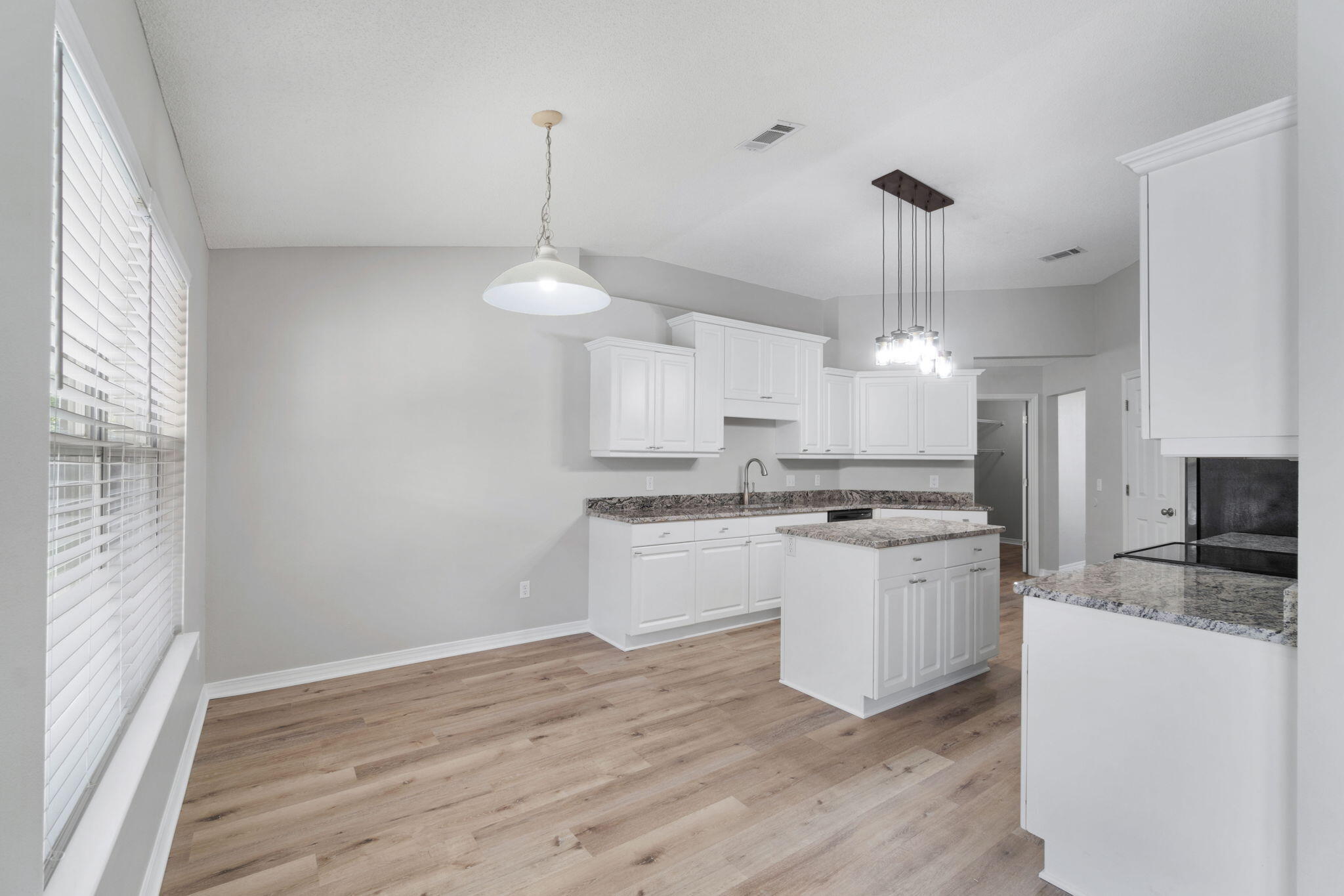 MARION MANOR - Residential