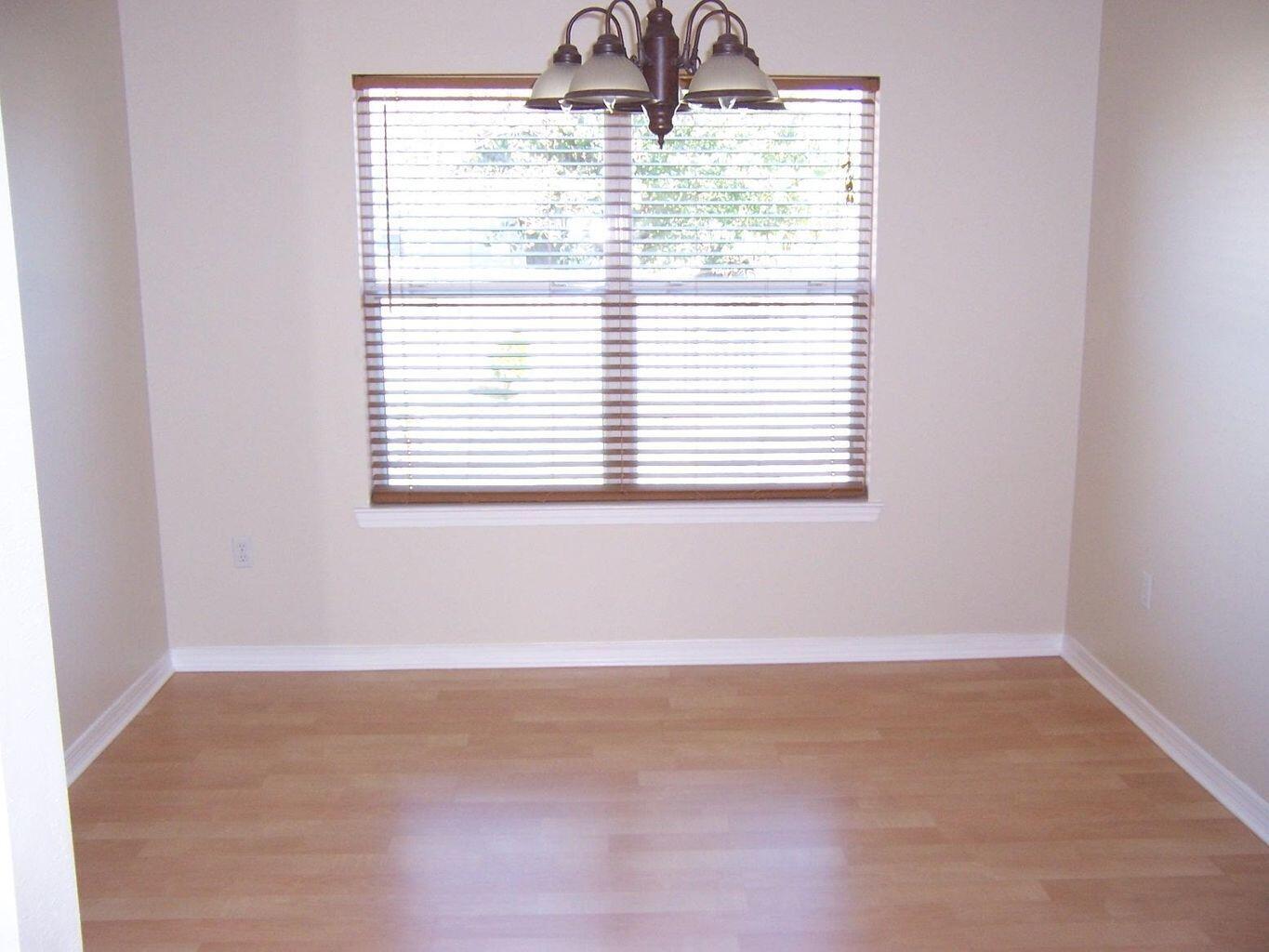 RIVERCHASE S/D PH 3 - Residential Lease