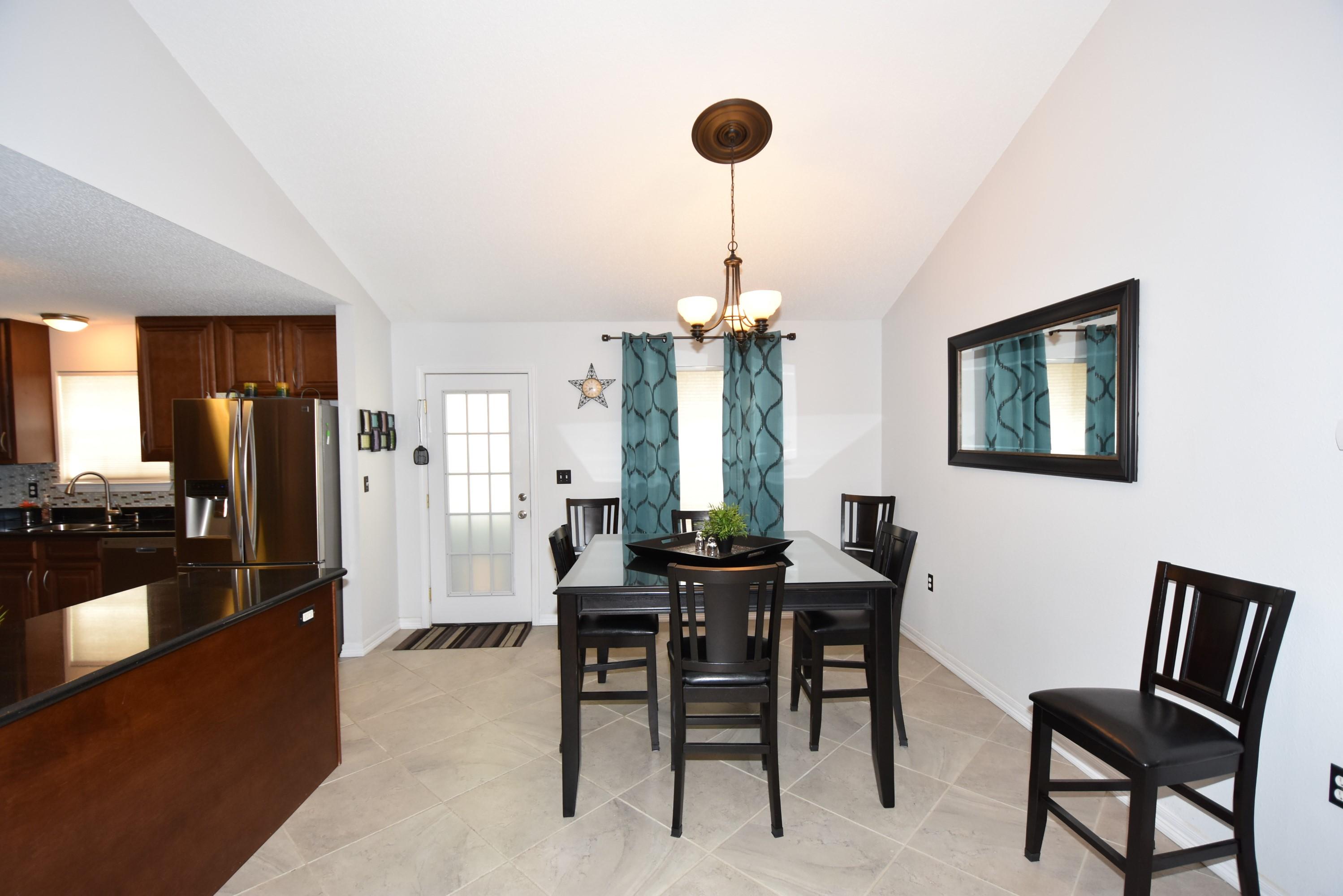 THE PINES - Residential