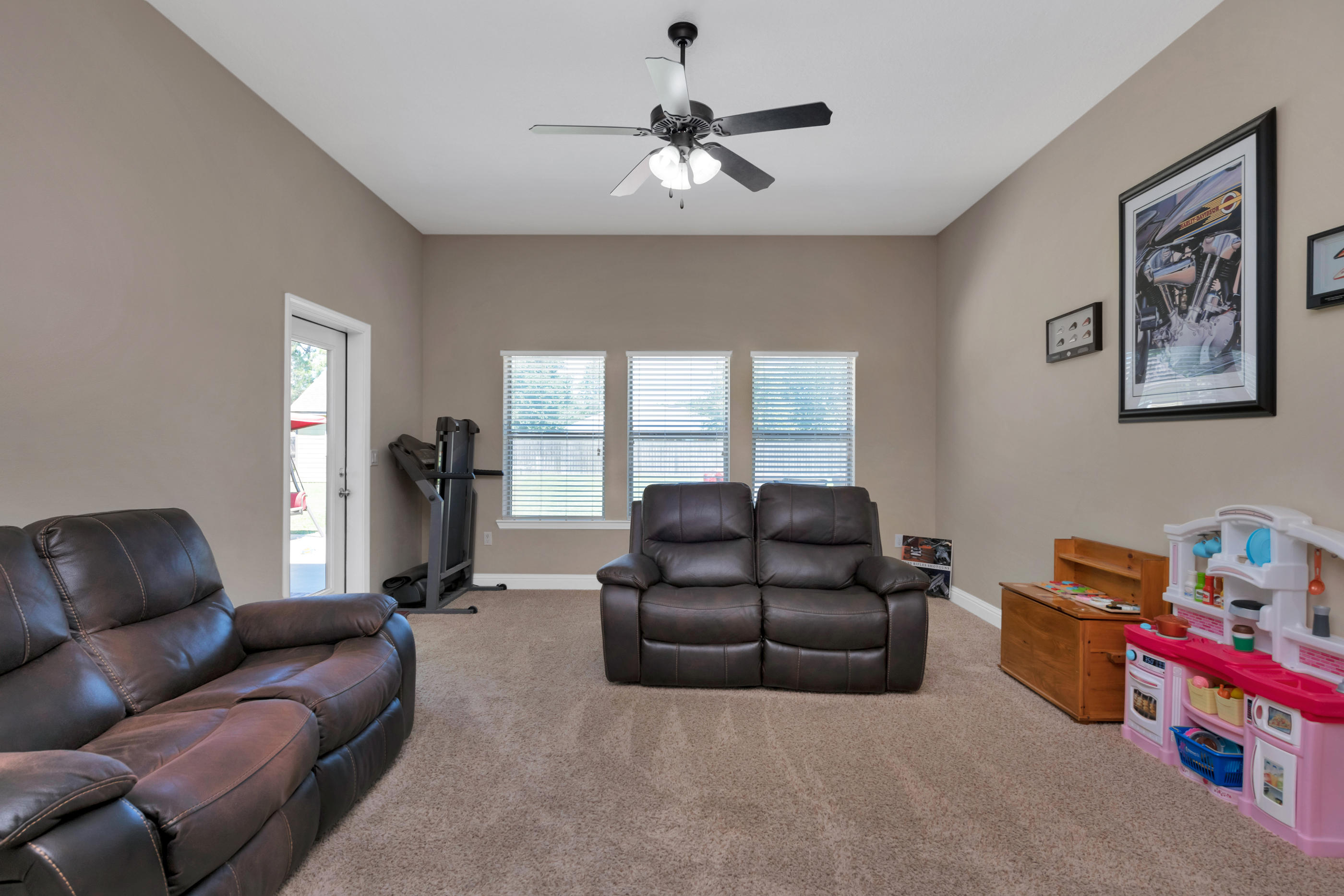 HOLLEY BY THE SEA - Residential