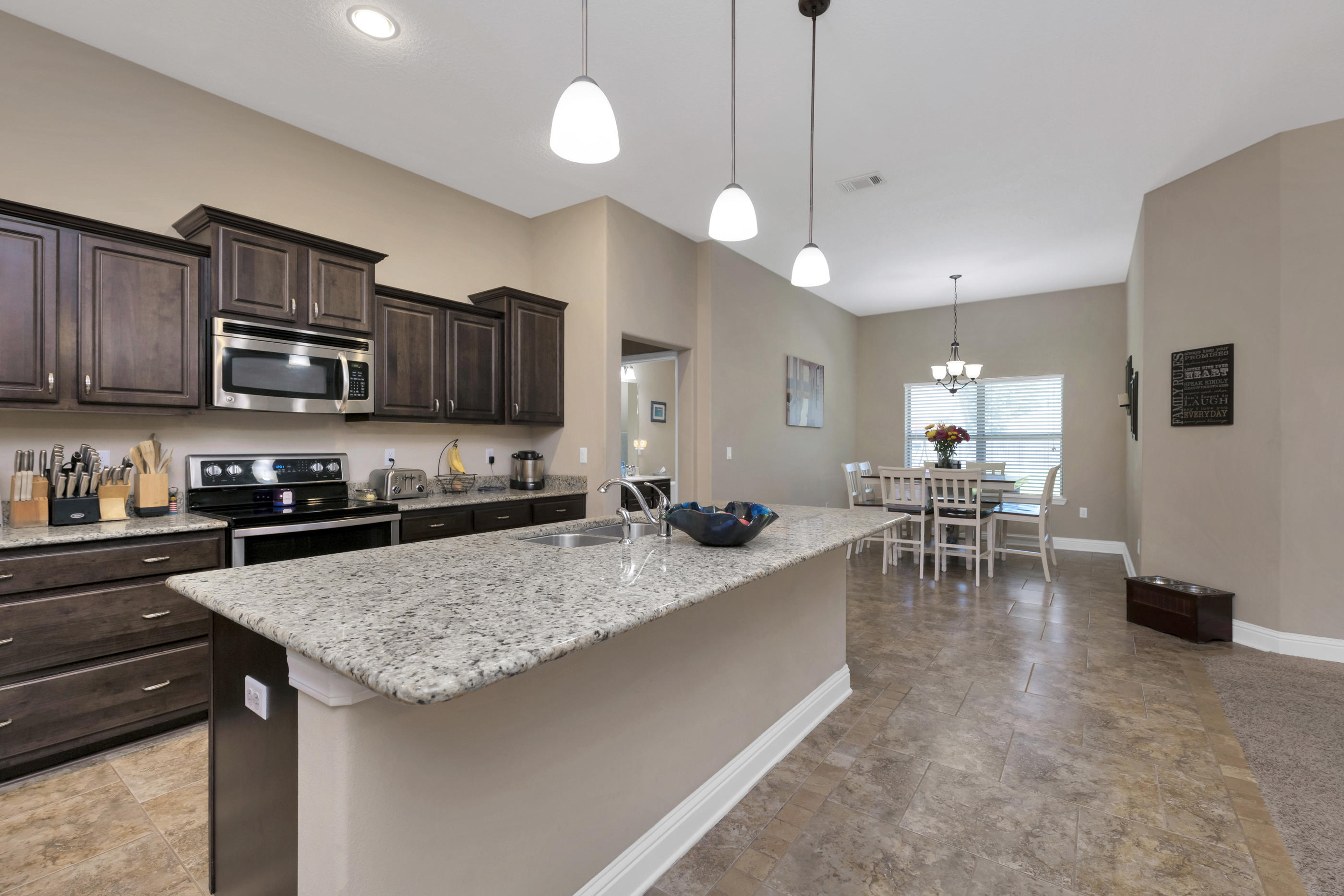 HOLLEY BY THE SEA - Residential