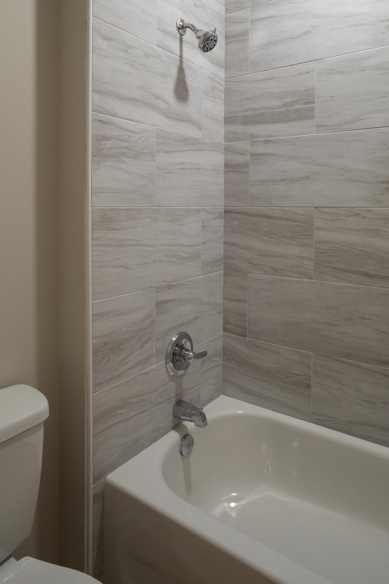 OAKWOOD LAKES ESTATES - Residential