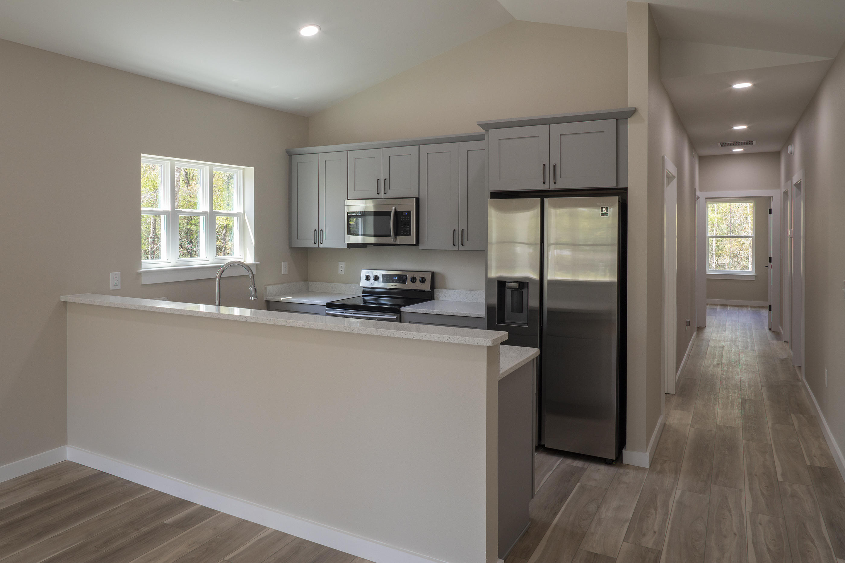 OAKWOOD LAKES ESTATES - Residential