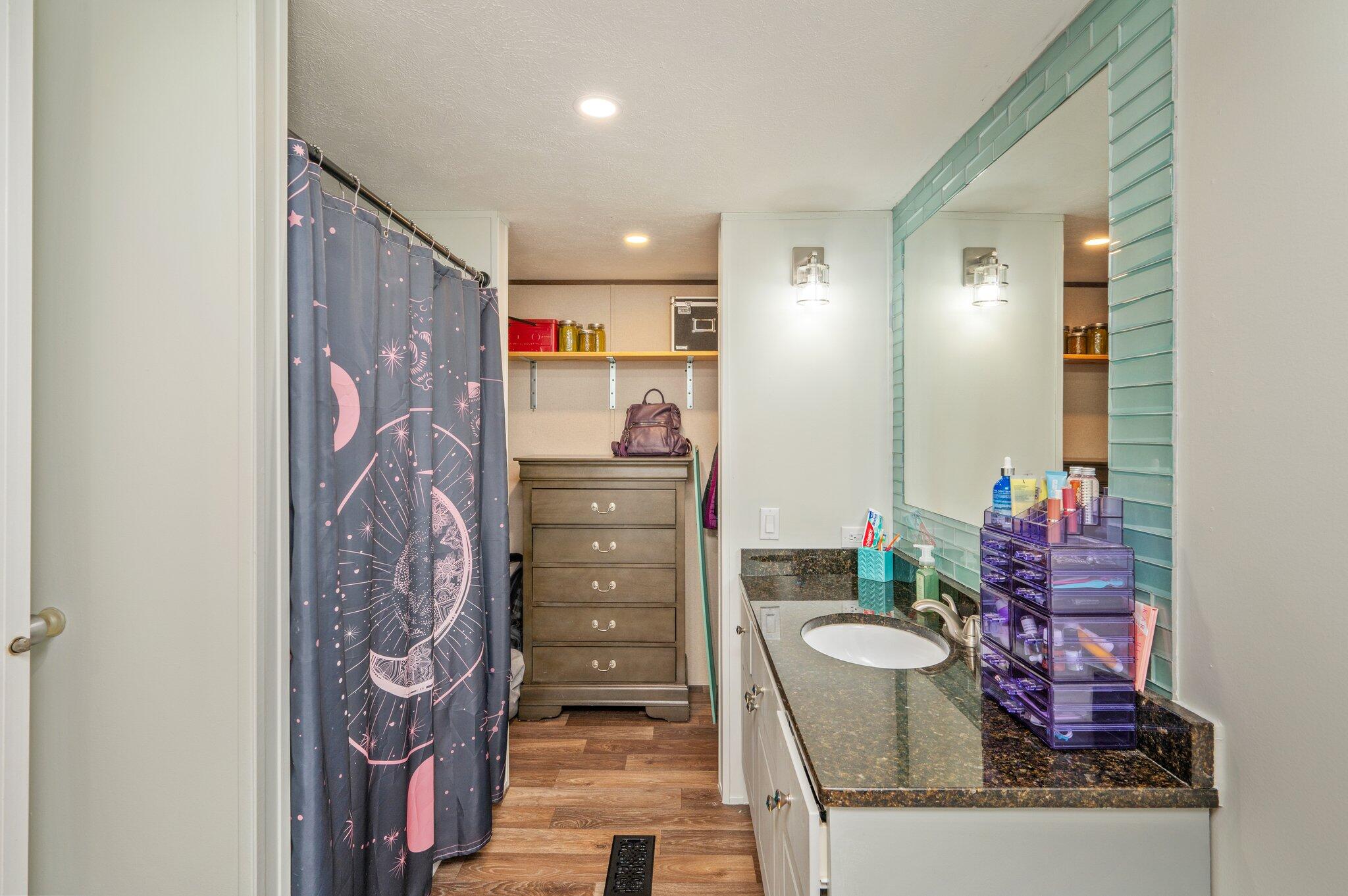 OAKWOOD HILLS UNIT 1 - Residential