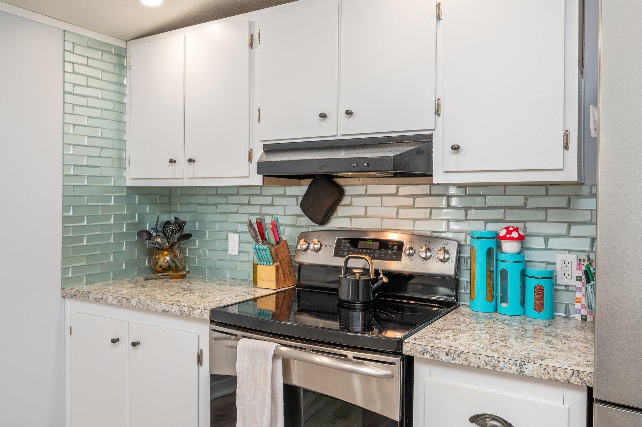 OAKWOOD HILLS UNIT 1 - Residential