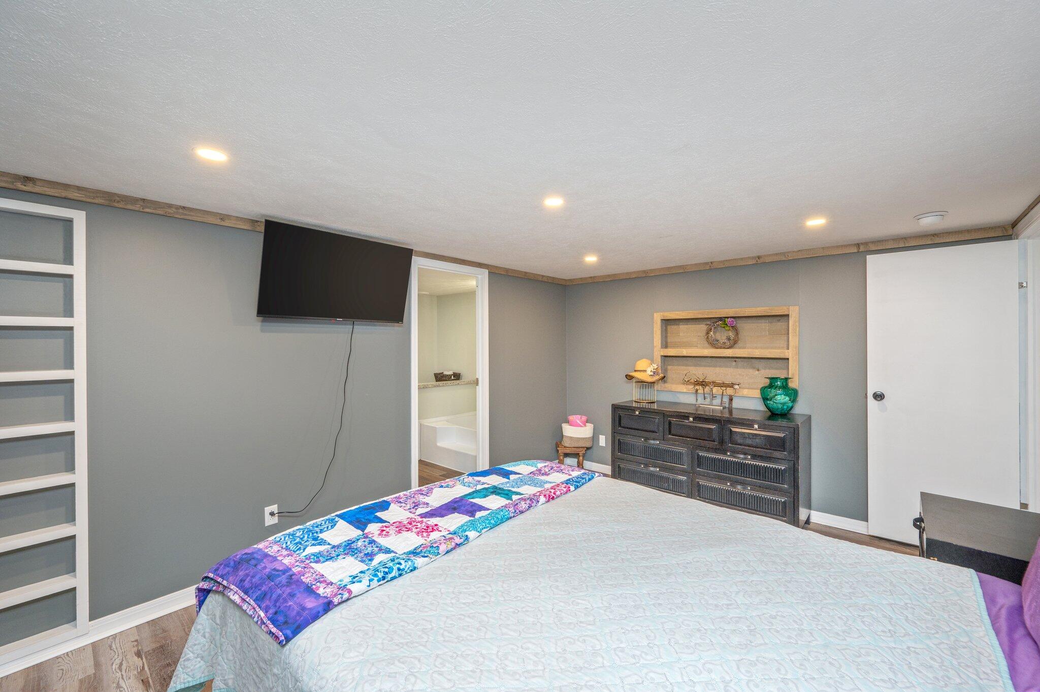 OAKWOOD HILLS UNIT 1 - Residential