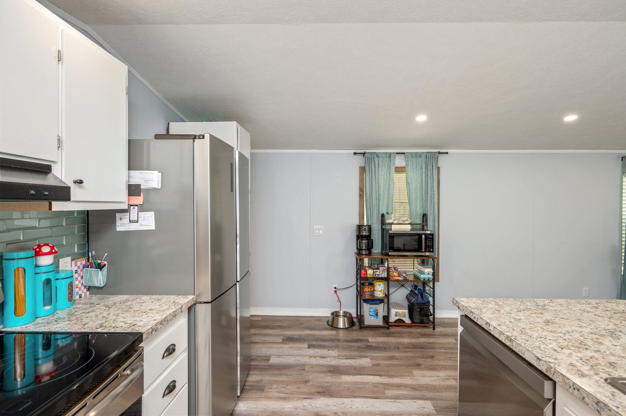 OAKWOOD HILLS UNIT 1 - Residential