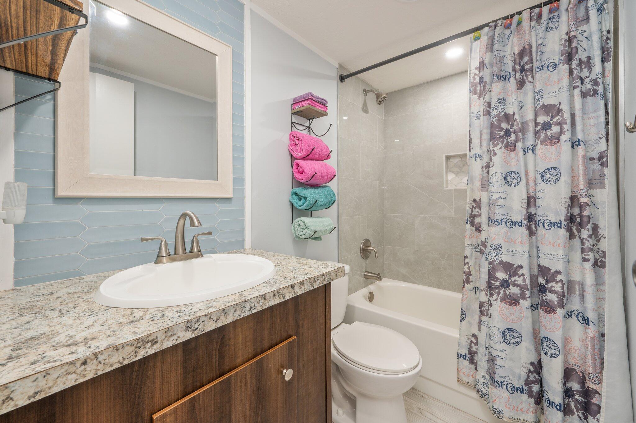 OAKWOOD HILLS UNIT 1 - Residential