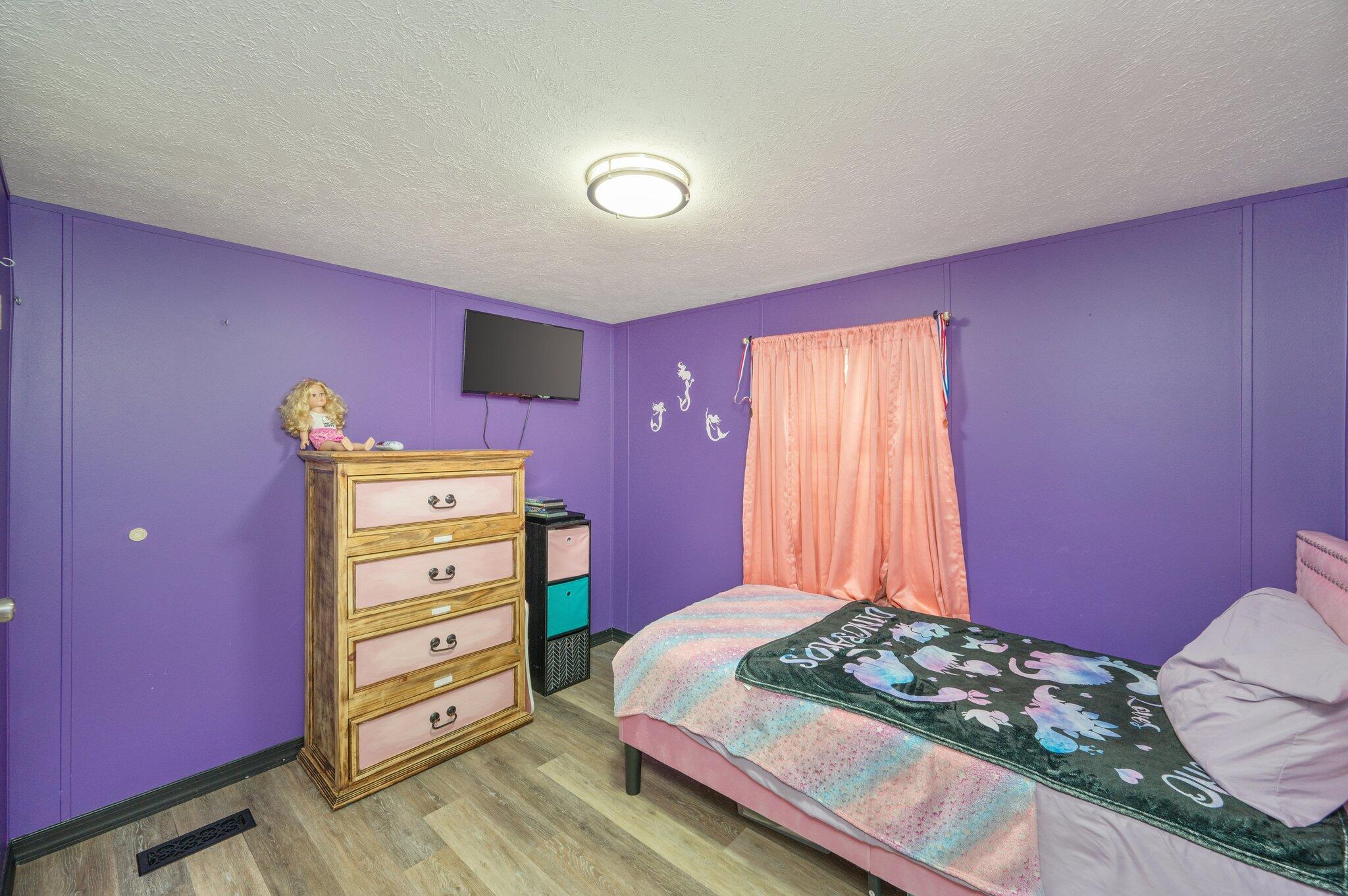 OAKWOOD HILLS UNIT 1 - Residential