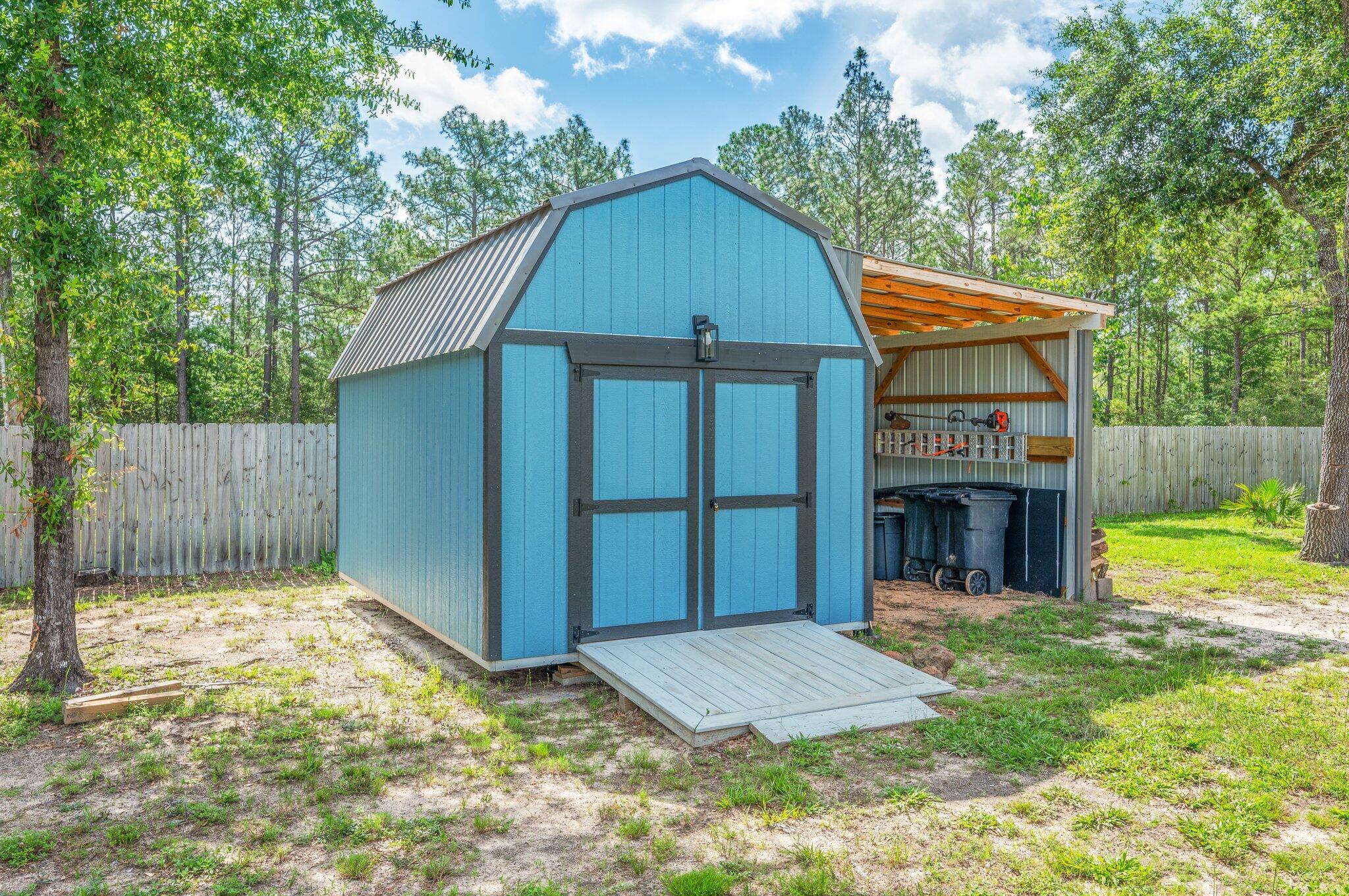 OAKWOOD HILLS UNIT 1 - Residential
