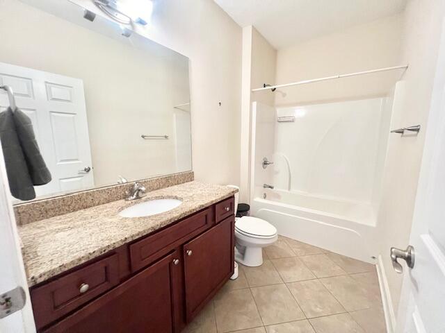 VALPARAISO PINECREST 2 - Residential Lease