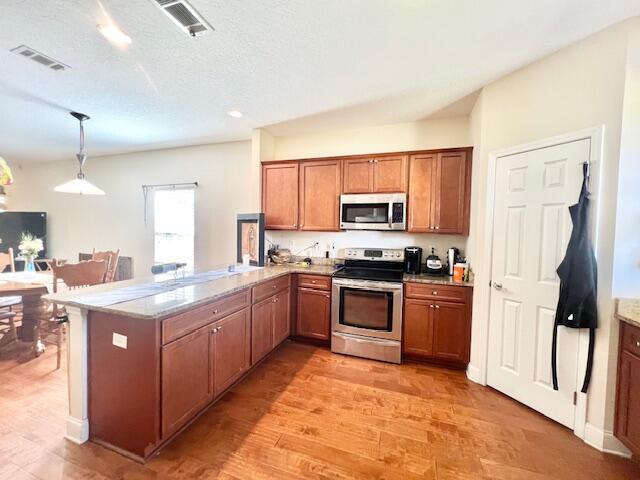 VALPARAISO PINECREST 2 - Residential Lease