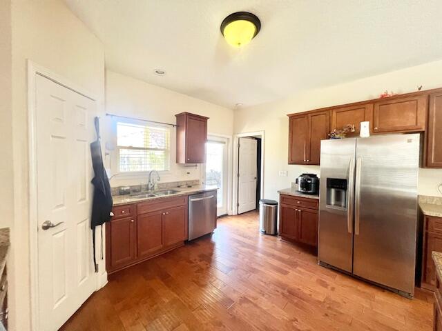 VALPARAISO PINECREST 2 - Residential Lease