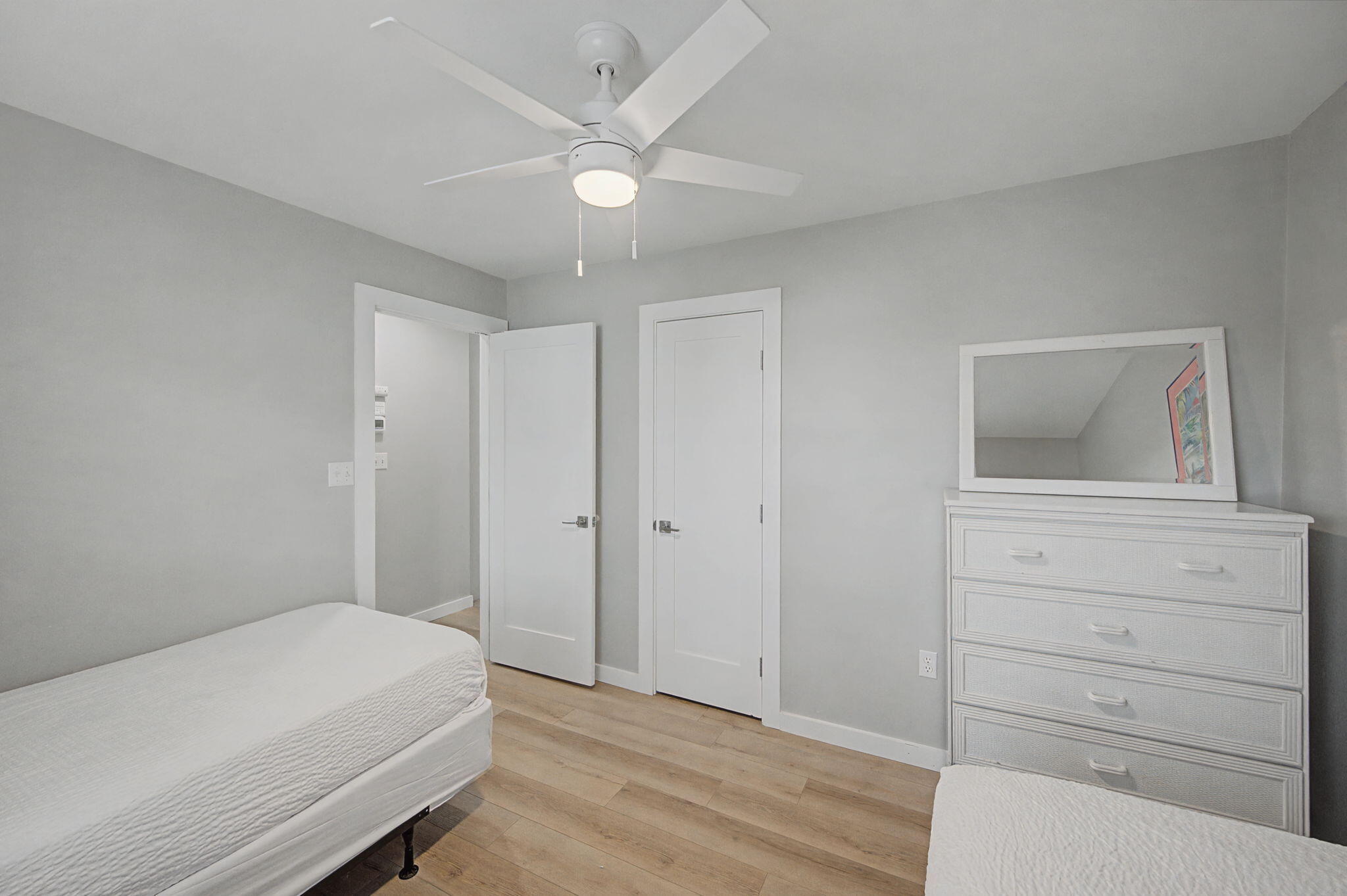 BEACHSIDE VILLAS CONDO - Residential