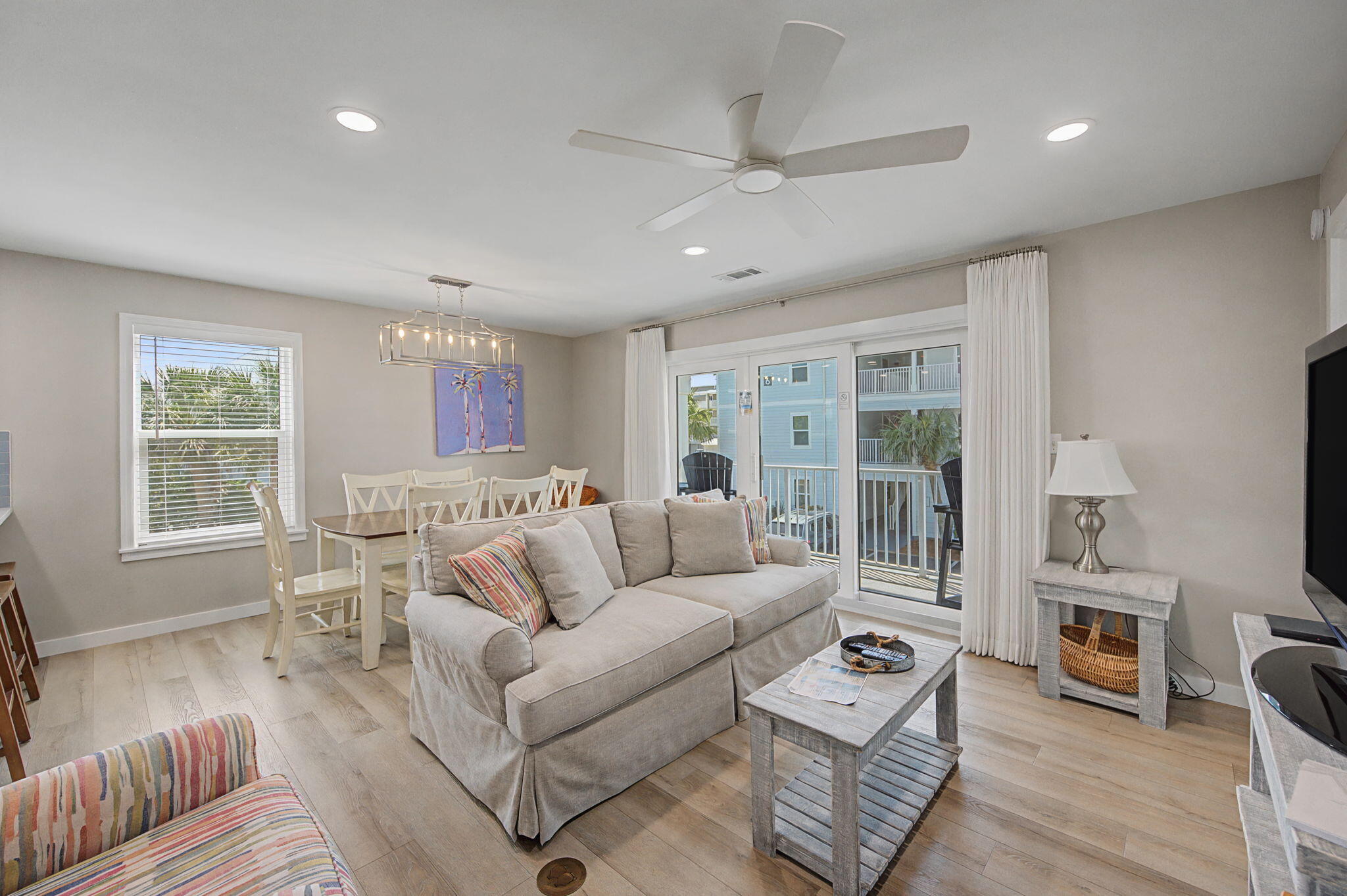 BEACHSIDE VILLAS CONDO - Residential