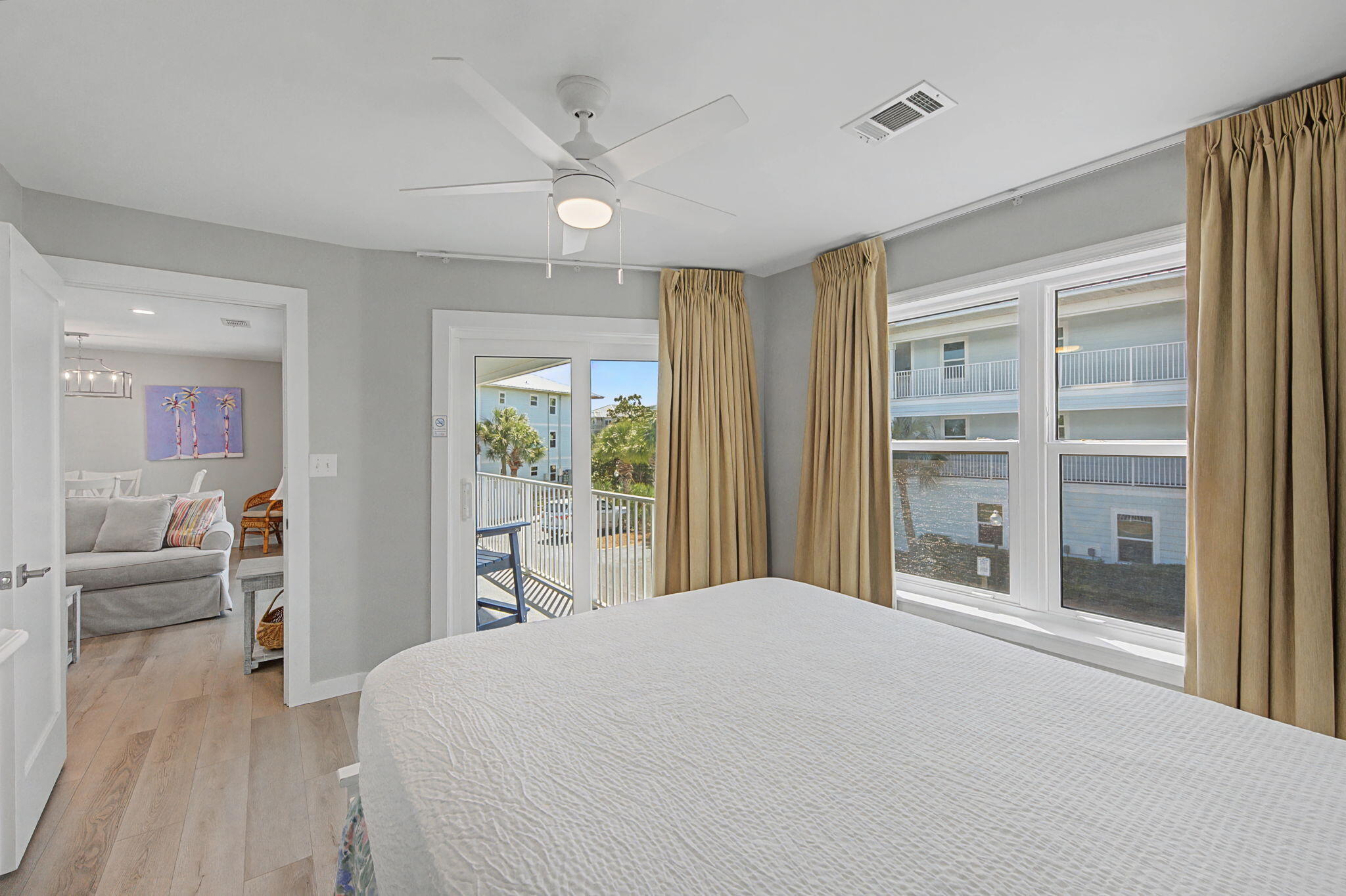 BEACHSIDE VILLAS CONDO - Residential