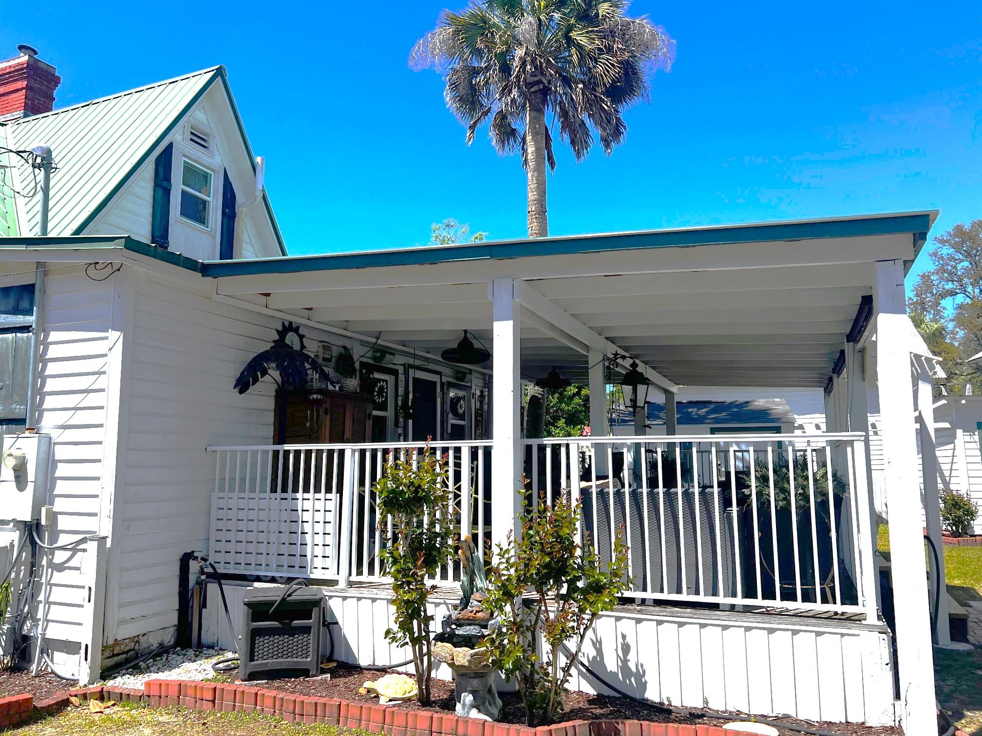 TOWN OF DEFUNIAK SPRINGS - Residential