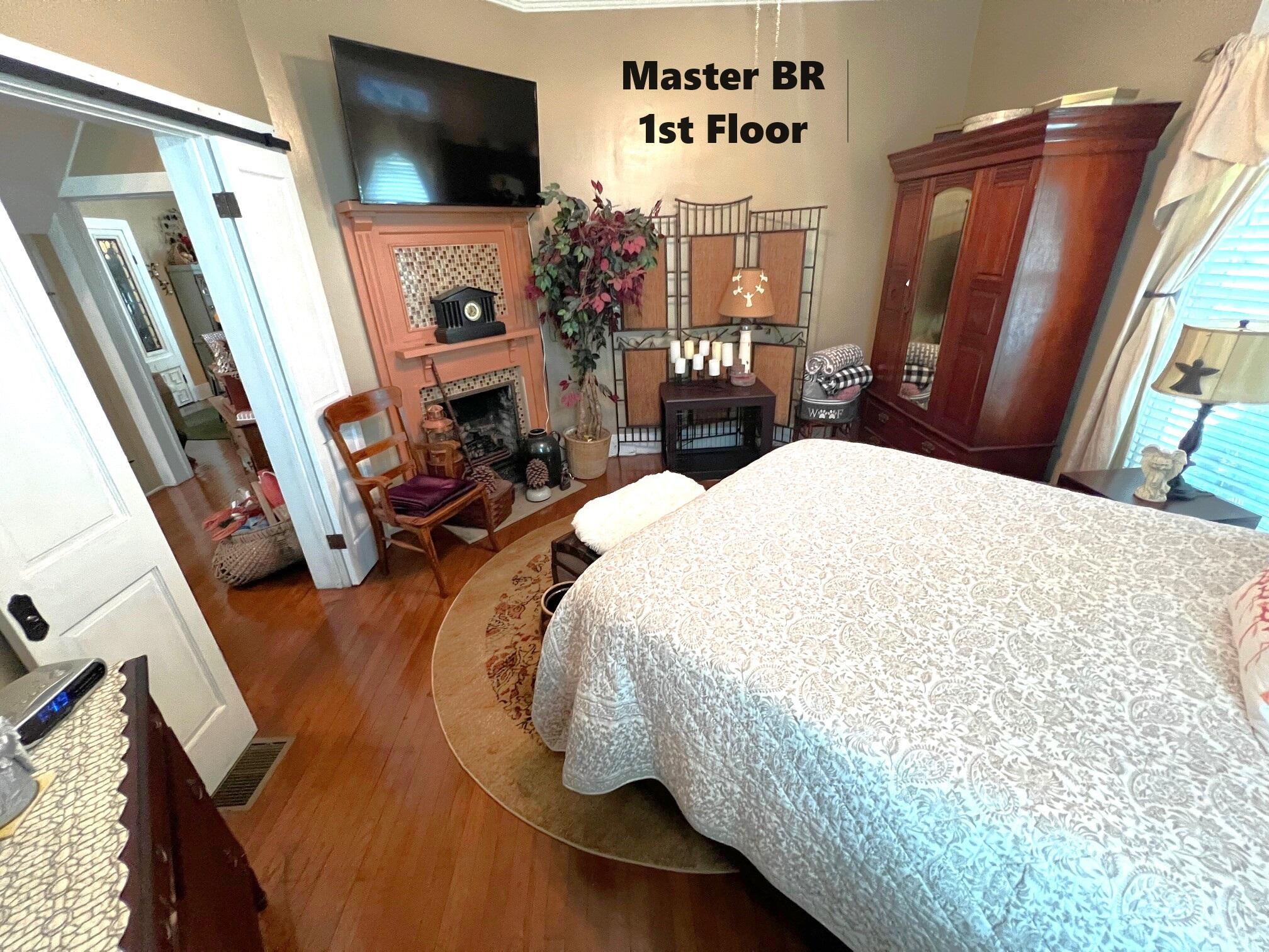 TOWN OF DEFUNIAK SPRINGS - Residential