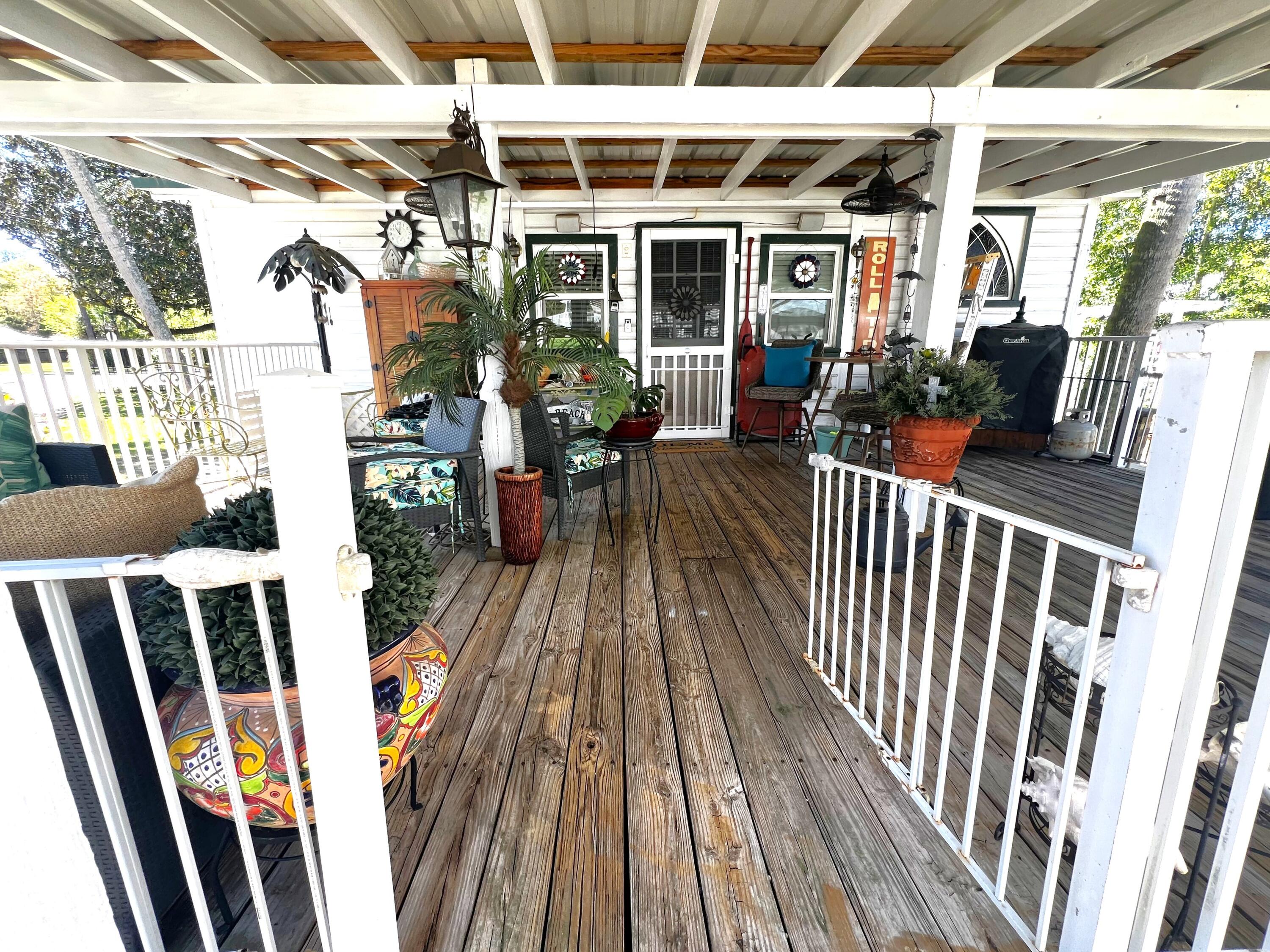 TOWN OF DEFUNIAK SPRINGS - Residential