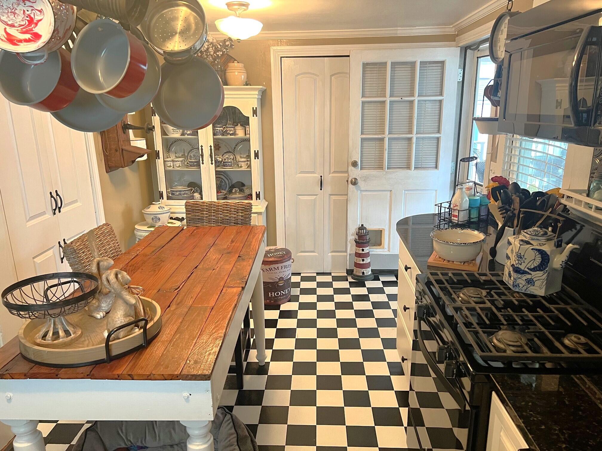 TOWN OF DEFUNIAK SPRINGS - Residential