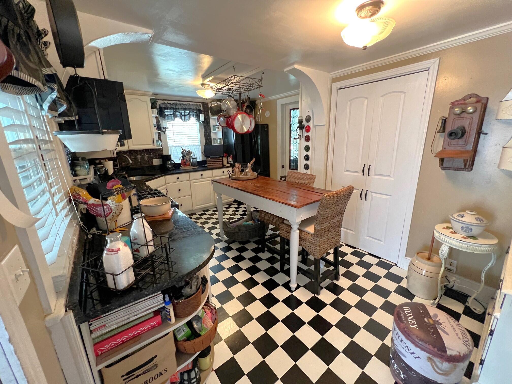 TOWN OF DEFUNIAK SPRINGS - Residential