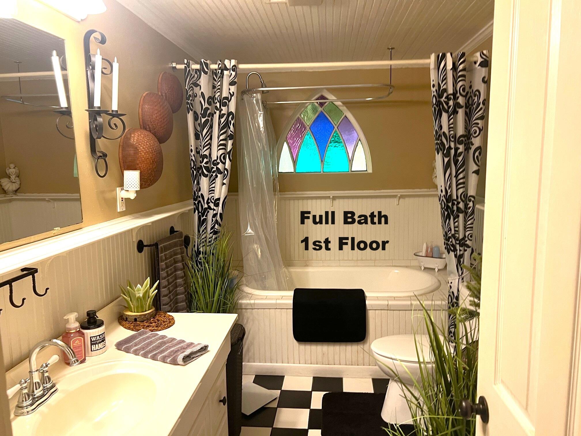 TOWN OF DEFUNIAK SPRINGS - Residential