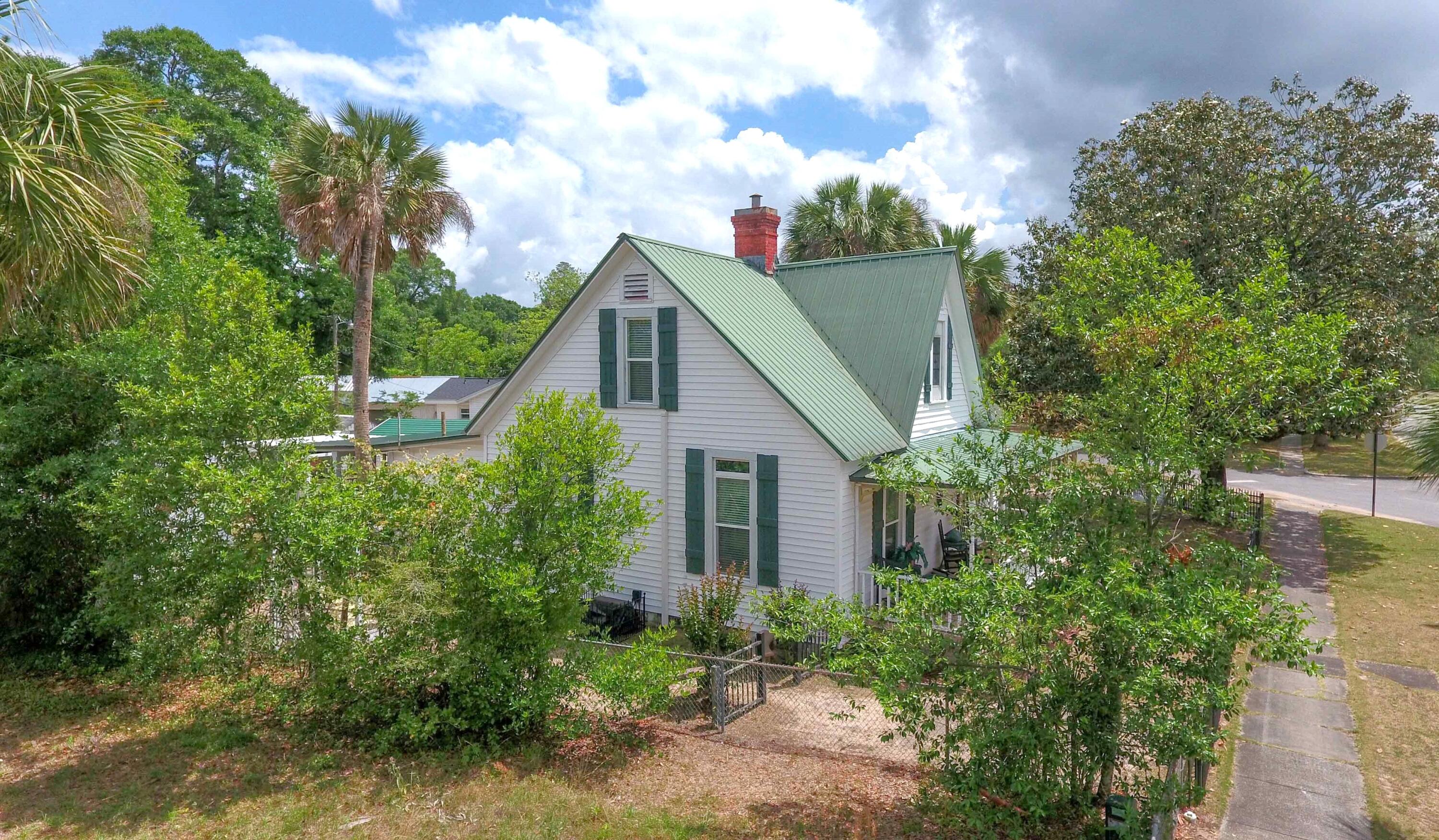 TOWN OF DEFUNIAK SPRINGS - Residential