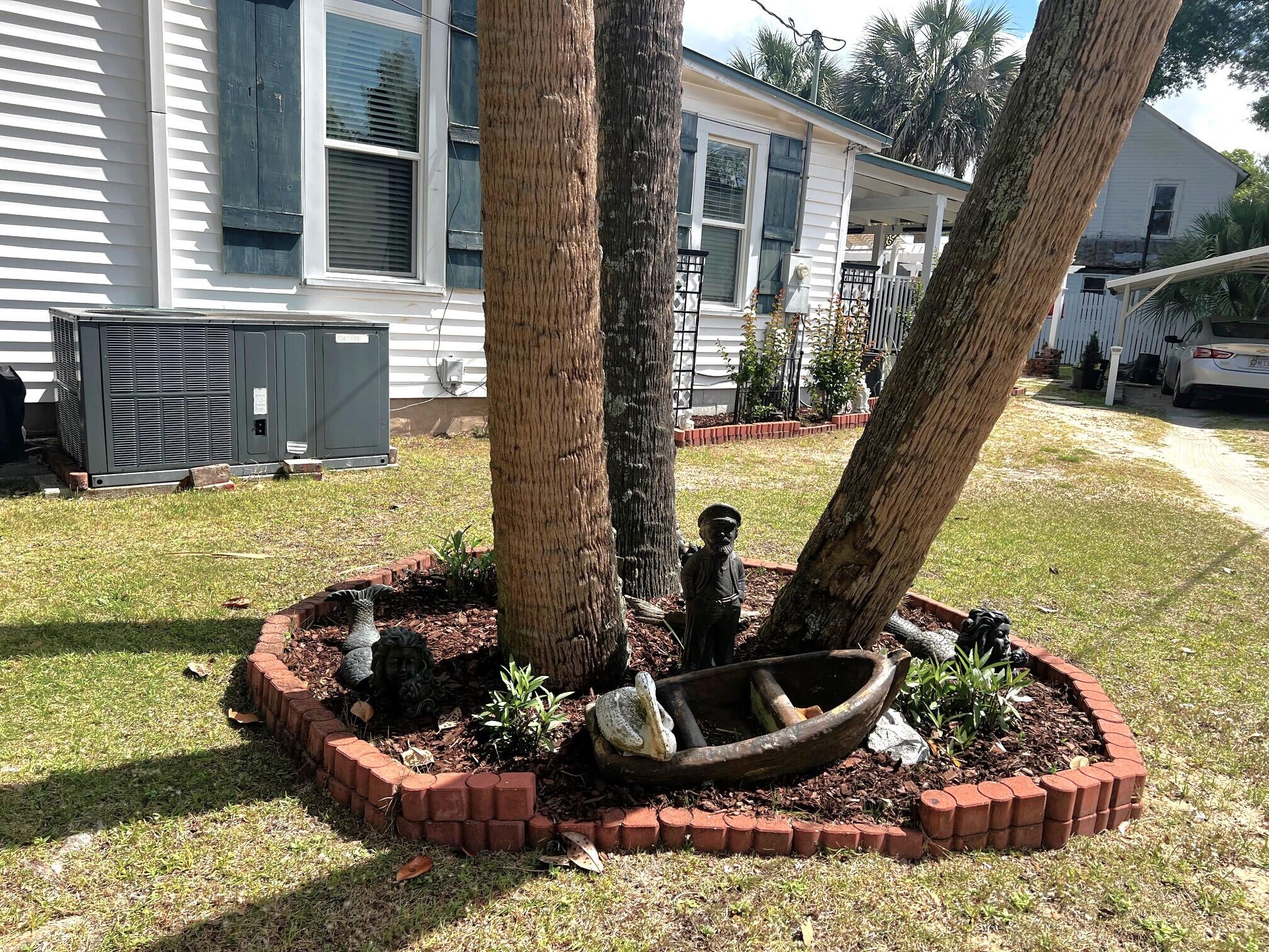 TOWN OF DEFUNIAK SPRINGS - Residential