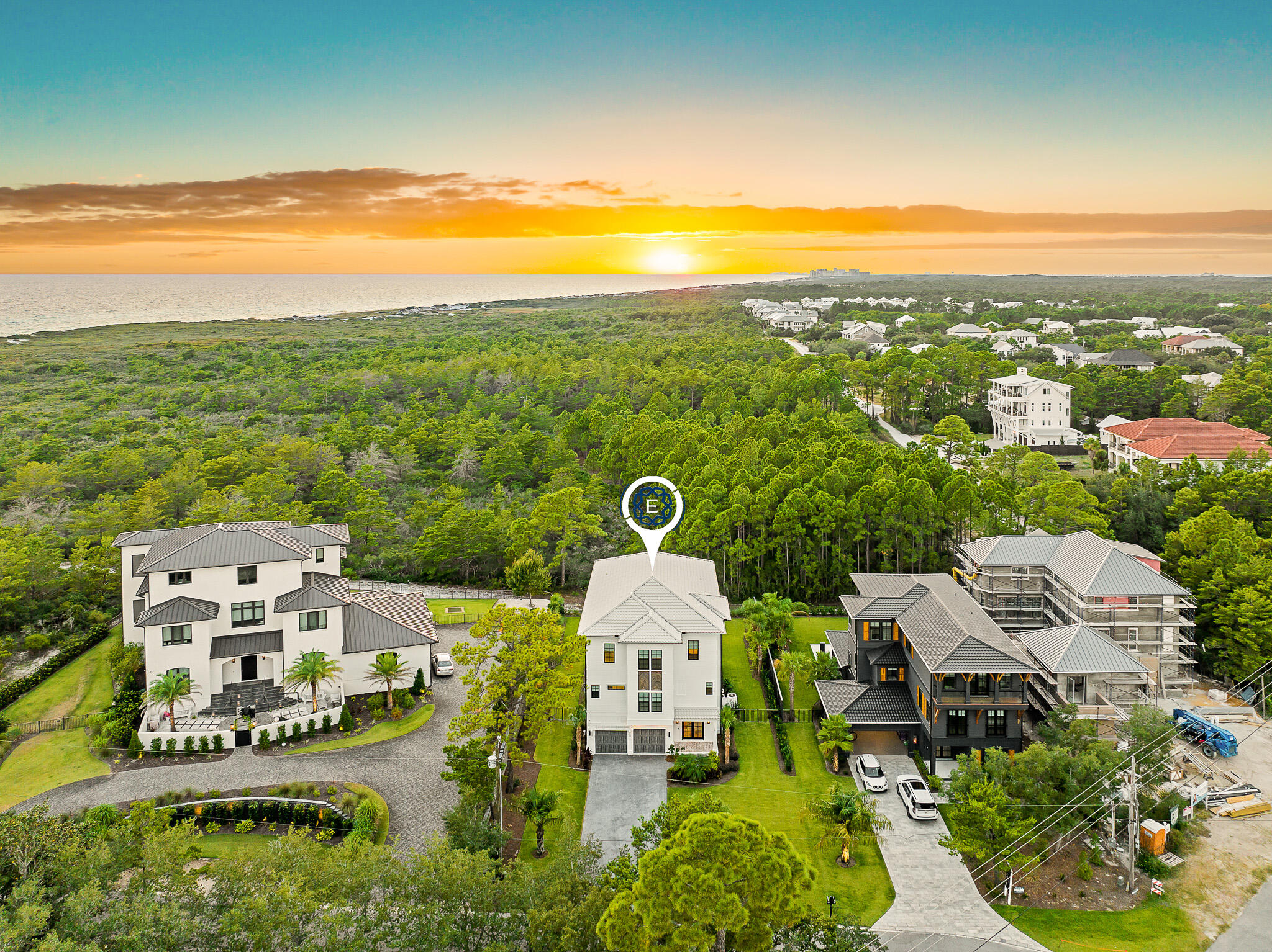 BEACH HIGHLAND - Residential