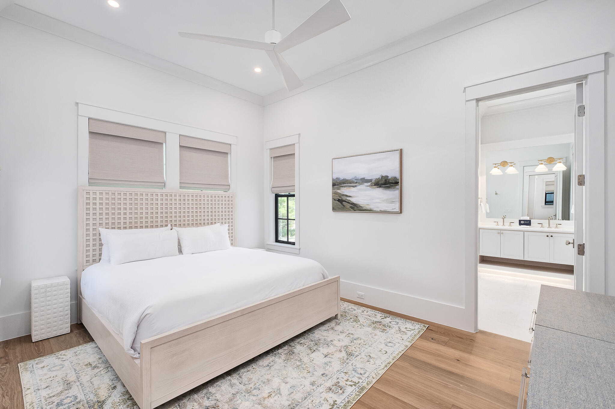 BEACH HIGHLAND - Residential