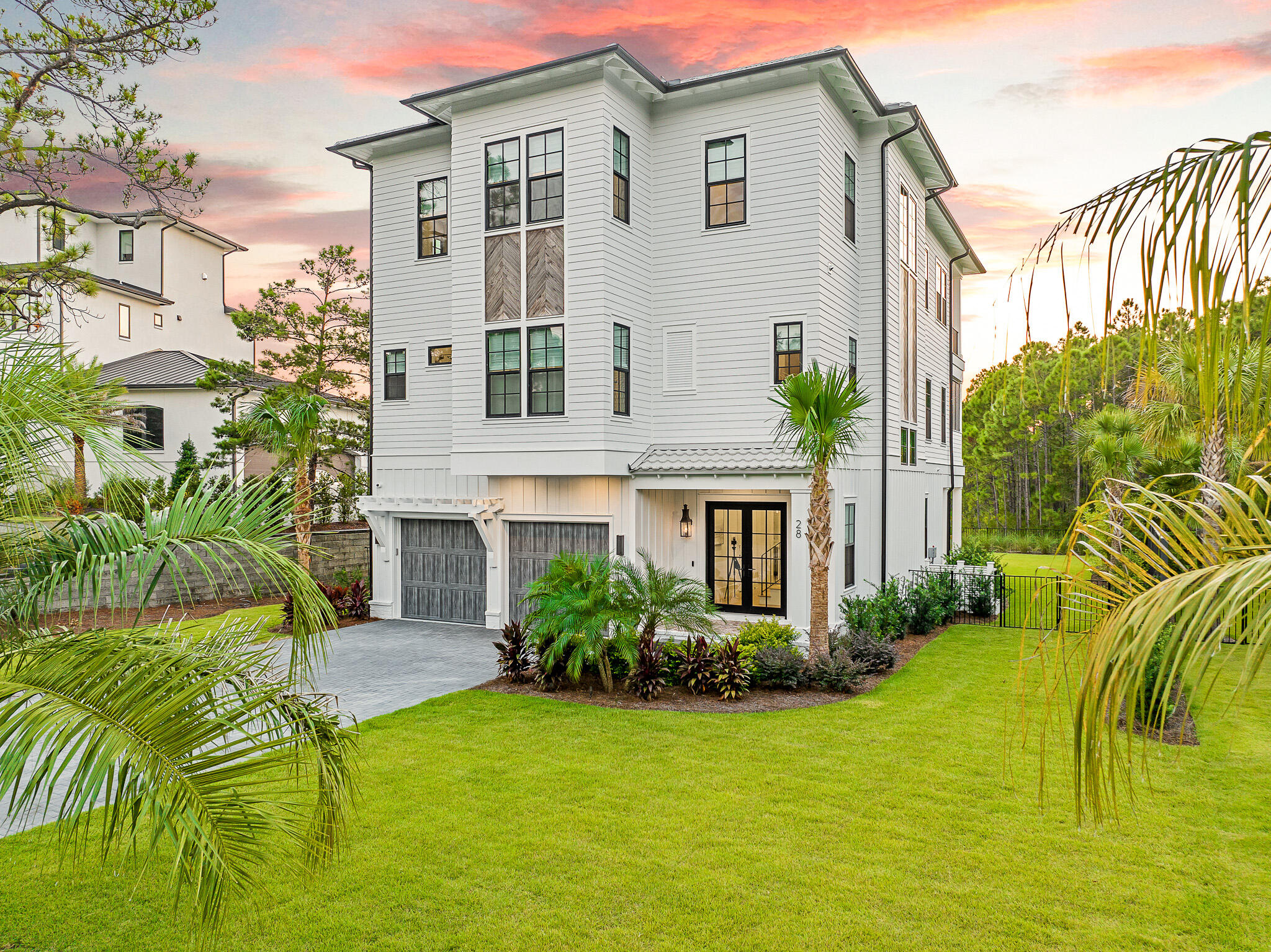 BEACH HIGHLAND - Residential