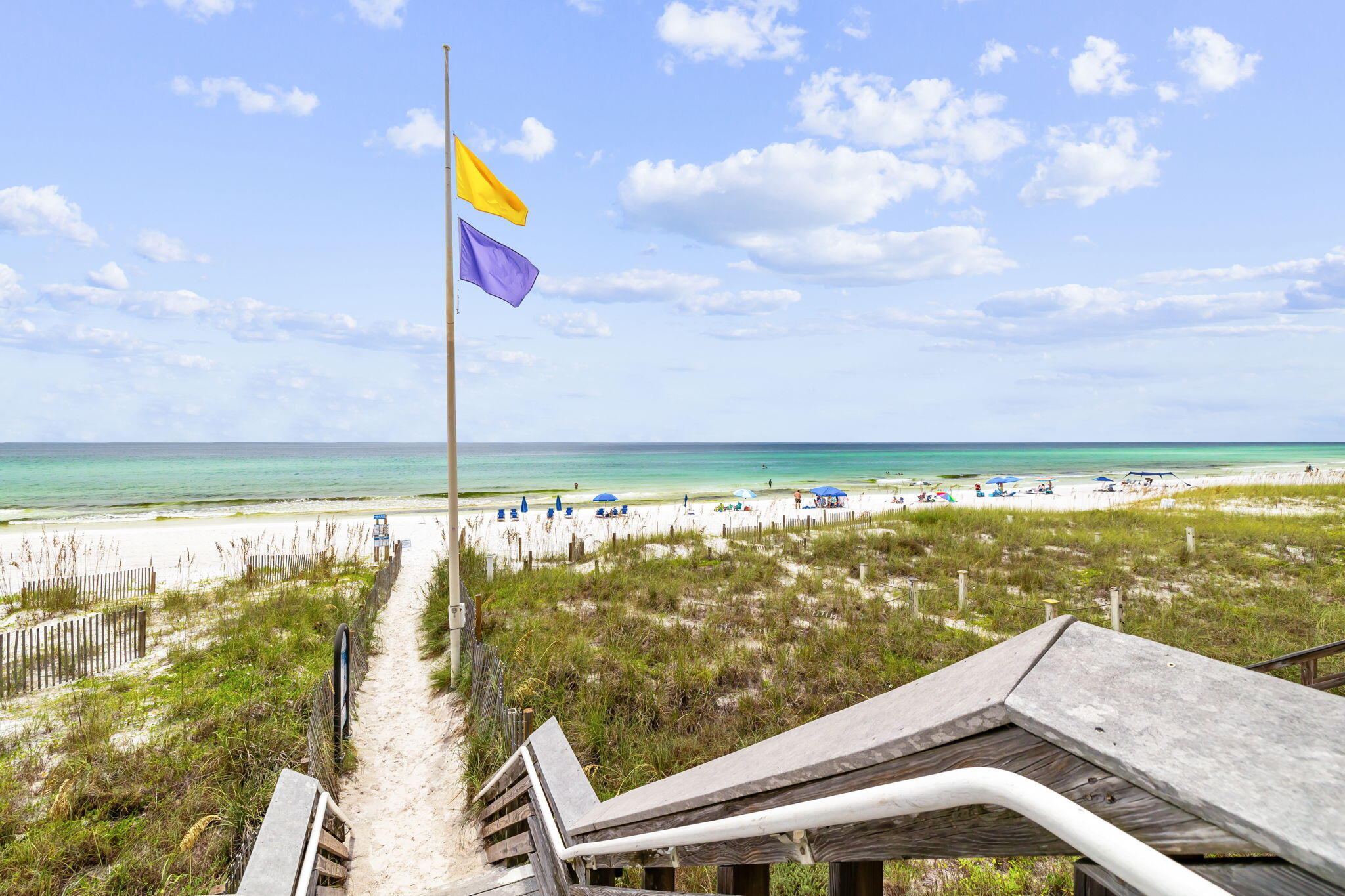 BEACH HIGHLAND - Residential