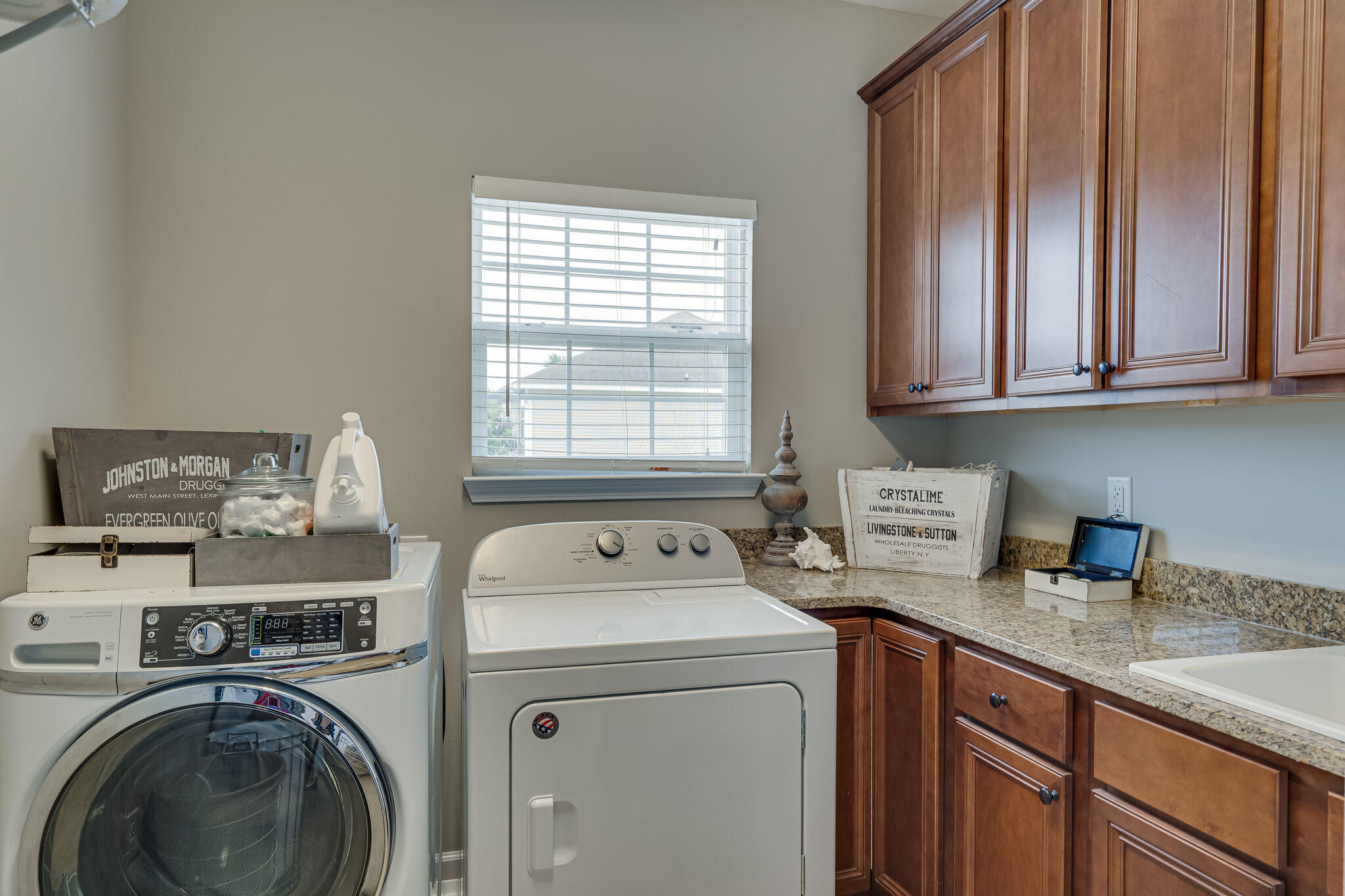 ENDICOTT VILLAGE - Residential