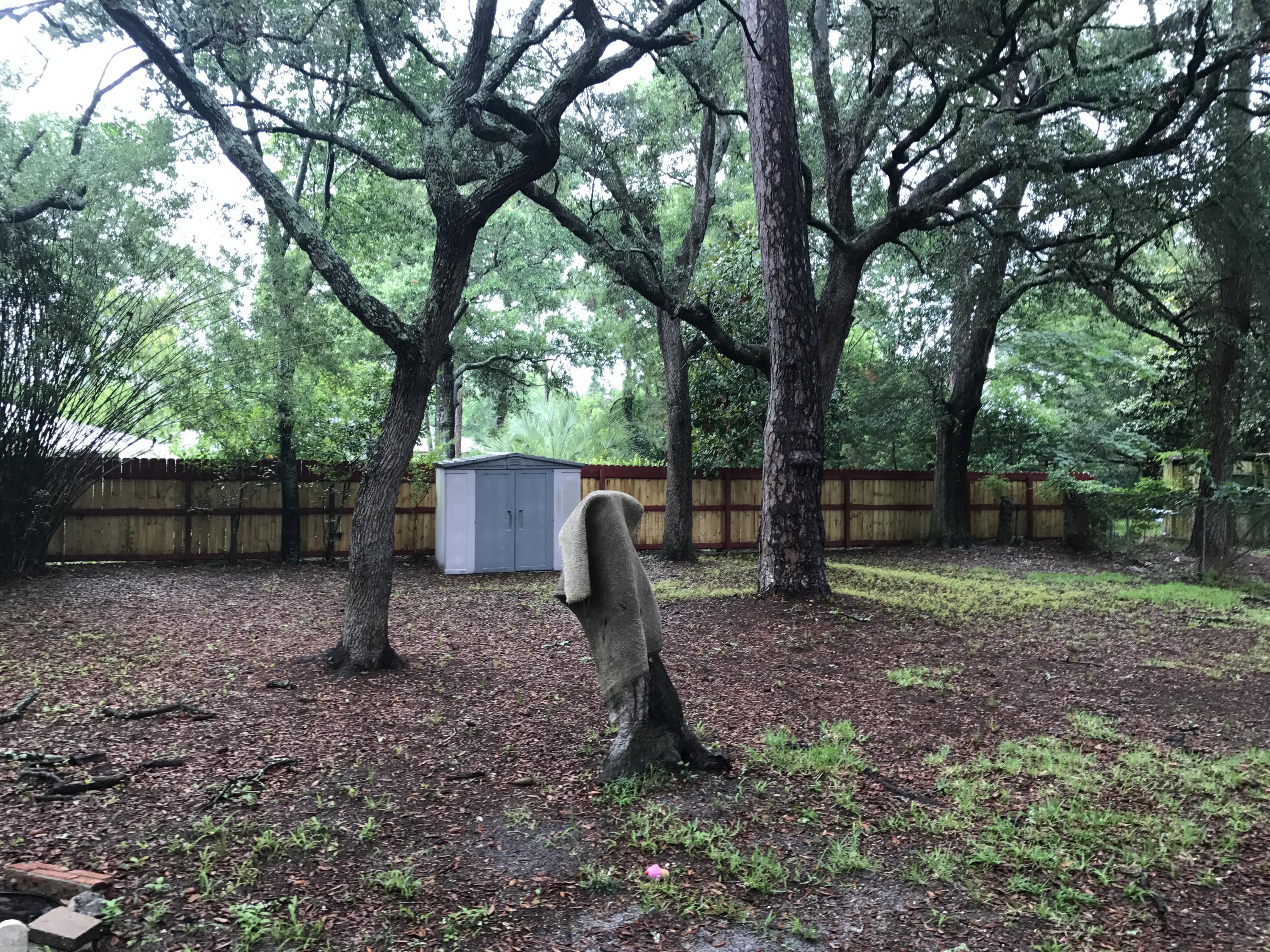 ELLIOTTS POINT 8TH ADDN - Residential