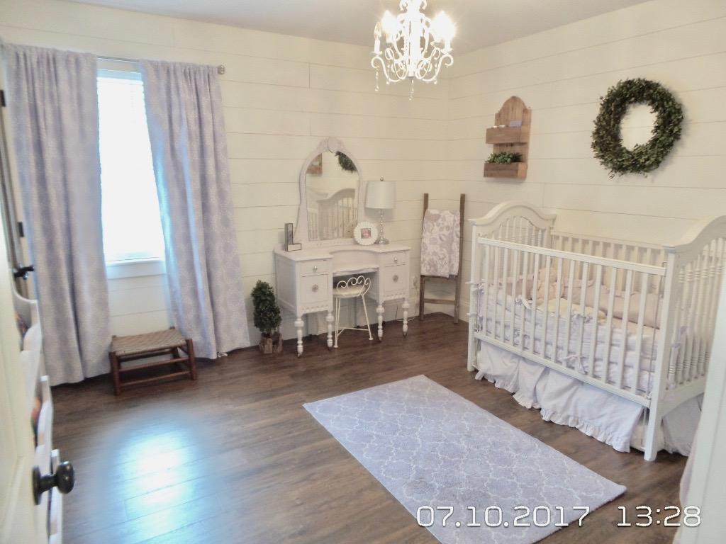 PINEWOOD ESTATES - Residential