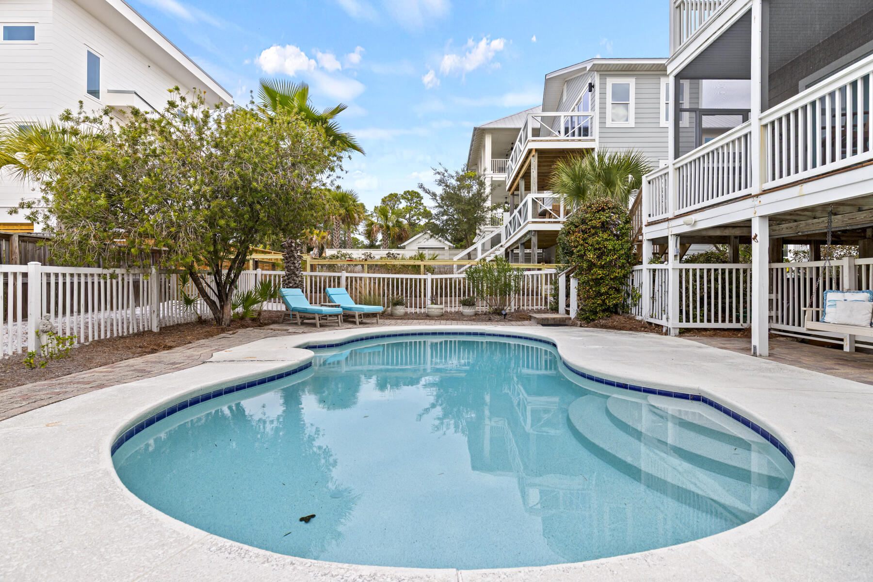 GRAYTON BEACH - Residential