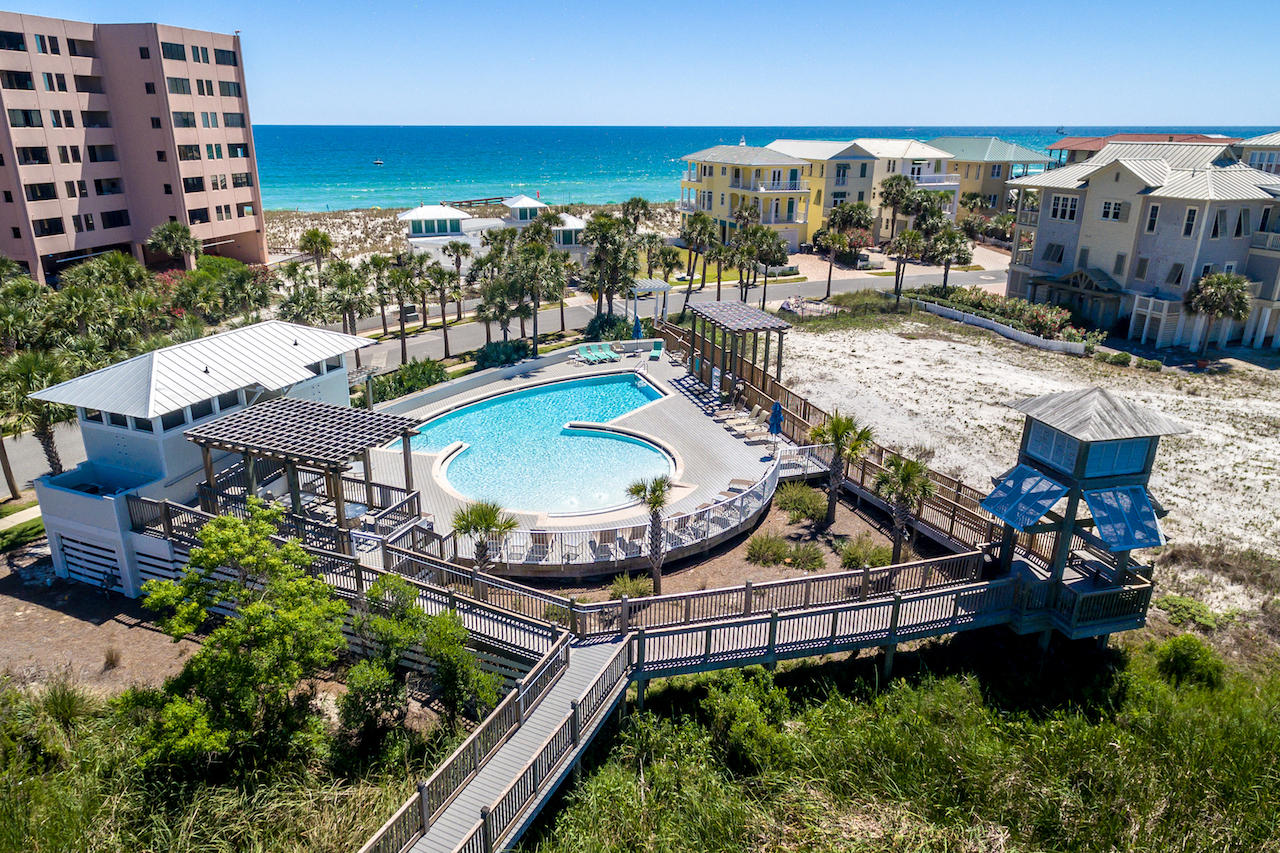 DESTIN POINTE - Land