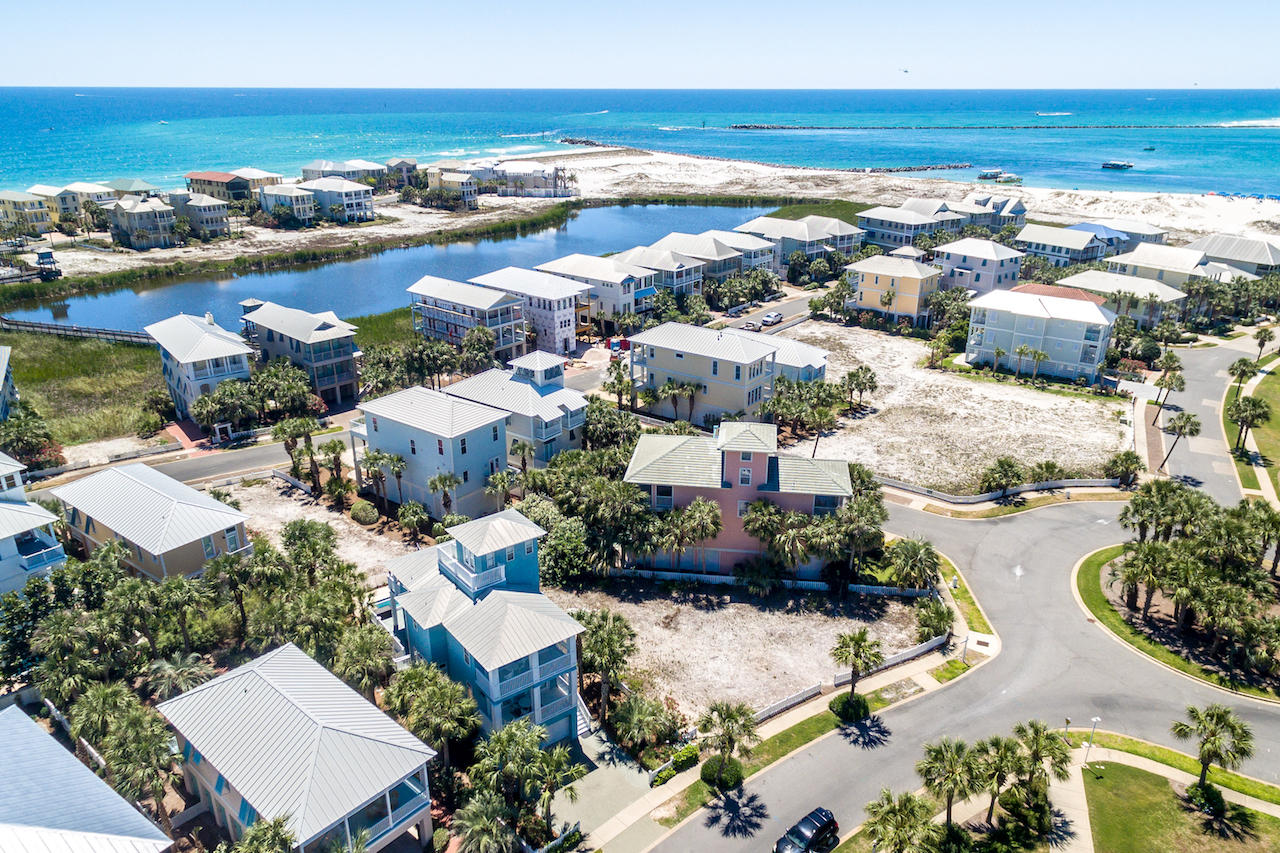 DESTIN POINTE - Land