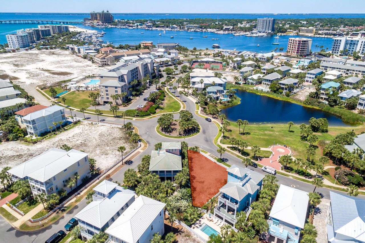 DESTIN POINTE - Land