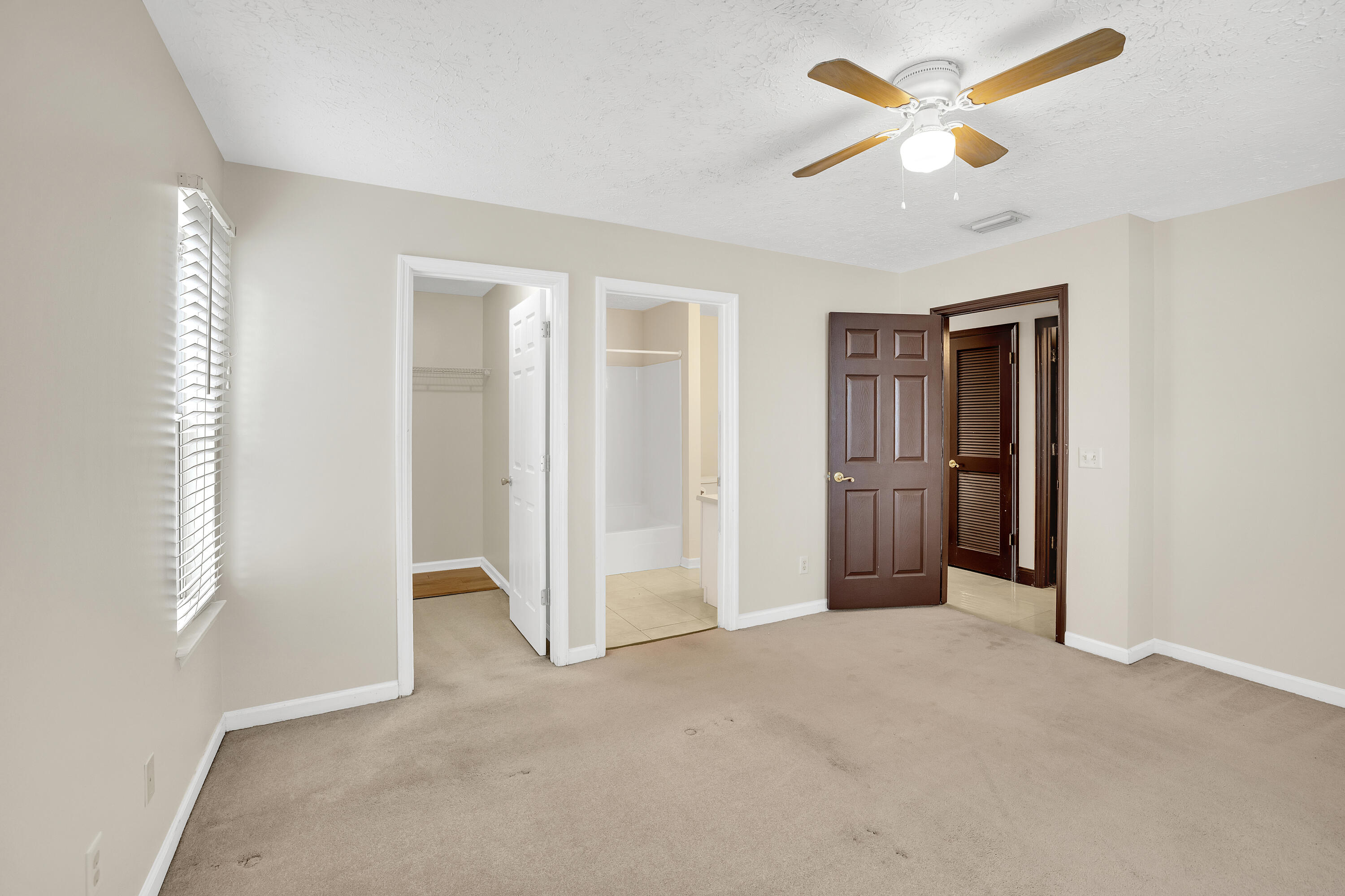 Palm Cove - Residential Lease