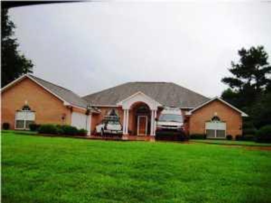 Vacant. Good condition. Painted and cleaned. Pristine manicured corner lot in upscale Stonebrook subdivision just one block from the Stonebrook Golf Course and Clubhouse. View of #9 Green and #10 Fairway. Your entrance features a circular drive graced with a large fountain cascading into a flower-rock garden. The homes features a gracious entry foyer opening to your formal dining room on one side and formal living room on the other. Continue on to the large great room with gas fireplace. The warm kitchen features; and dining area are made for comfort and ease with a view of the great room. Amenities include beautiful maple cabinets, smooth top stove, self cleaning oven, microwave and pull outs for kitchen ware and deep drawers for pots and pans. A large master bedroom with